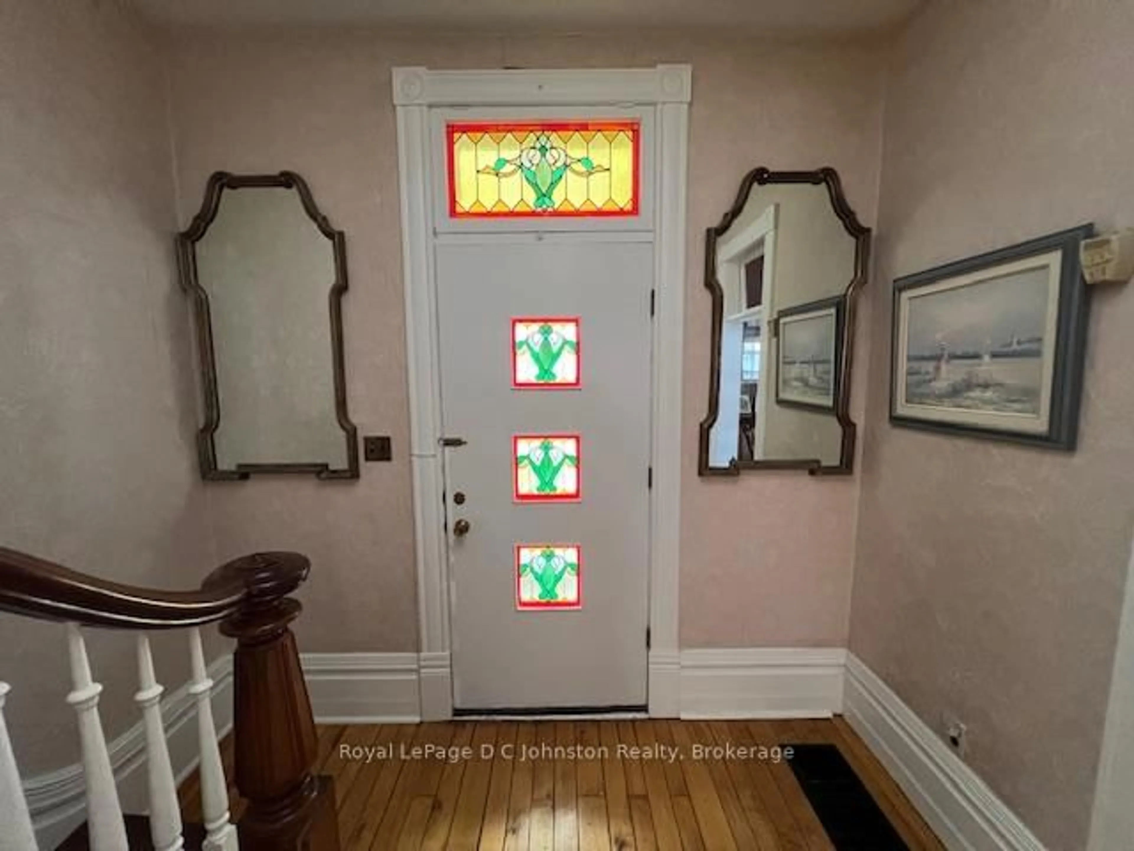Indoor entryway for 69 Albert St, Saugeen Shores Ontario N0H 2L0