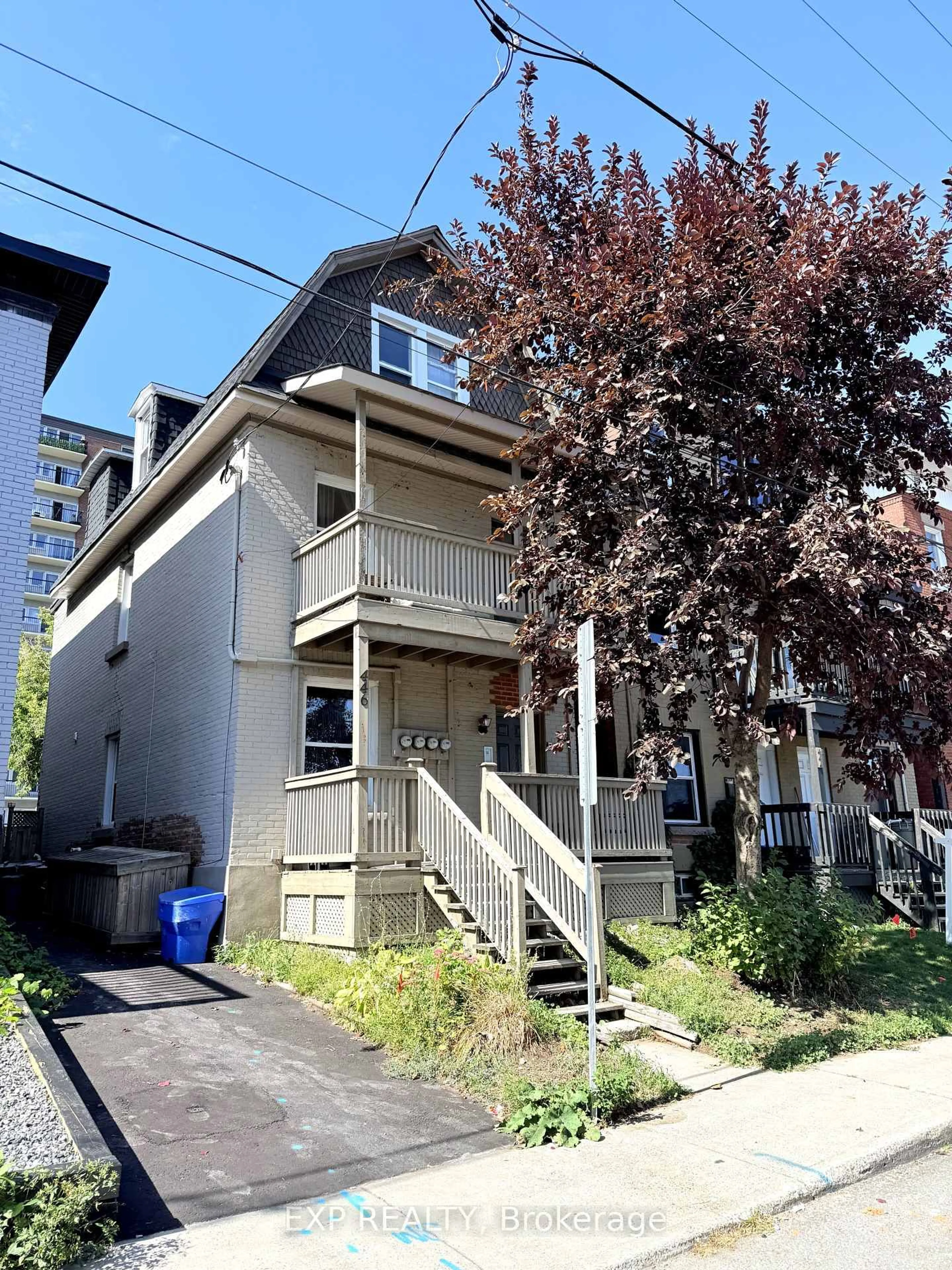 Unknown for 446 Cambridge St, Ottawa Ontario K1S 4H7