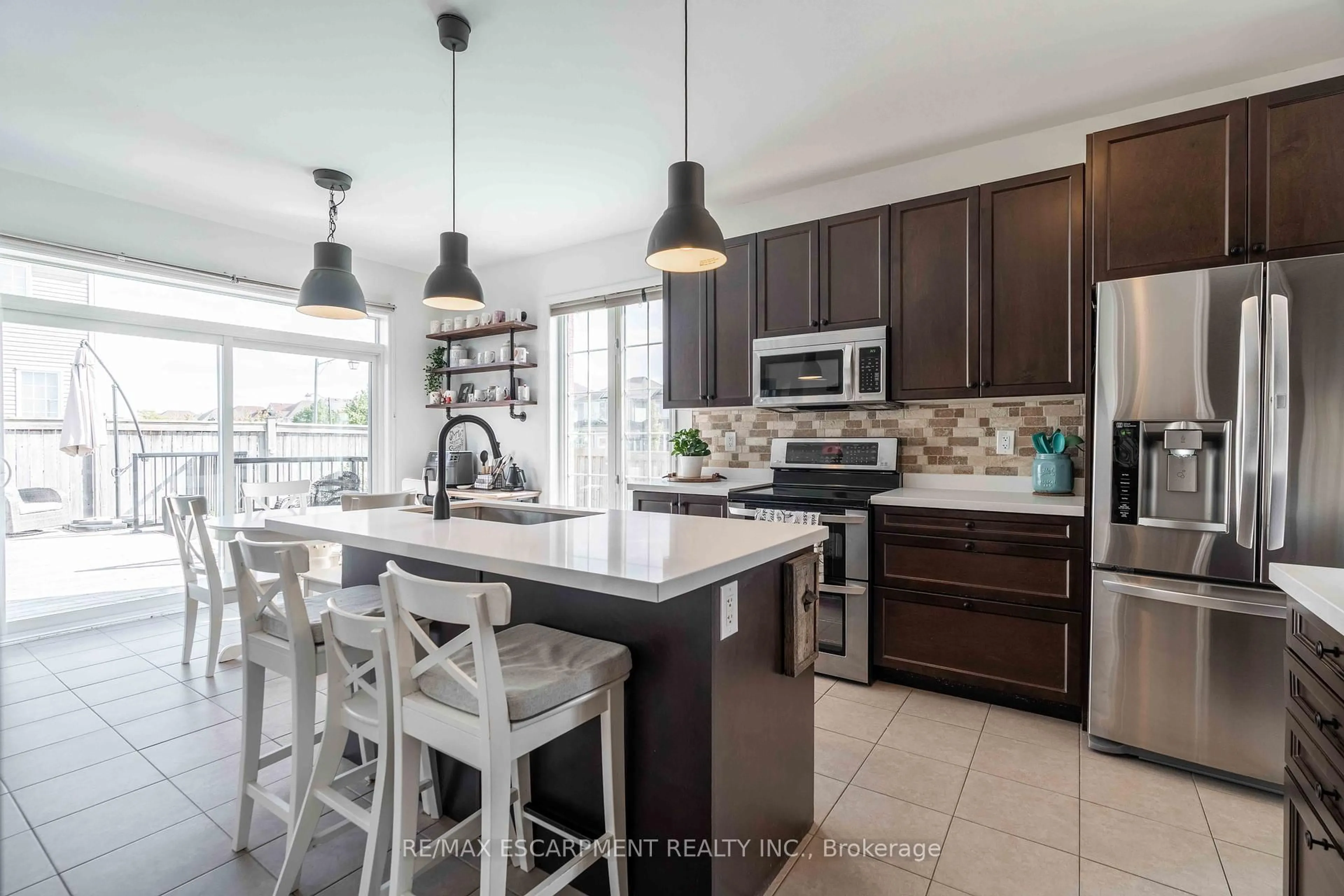Open concept kitchen, ceramic/tile floor for 211 Odonnel Dr, Hamilton Ontario L0R 1C0