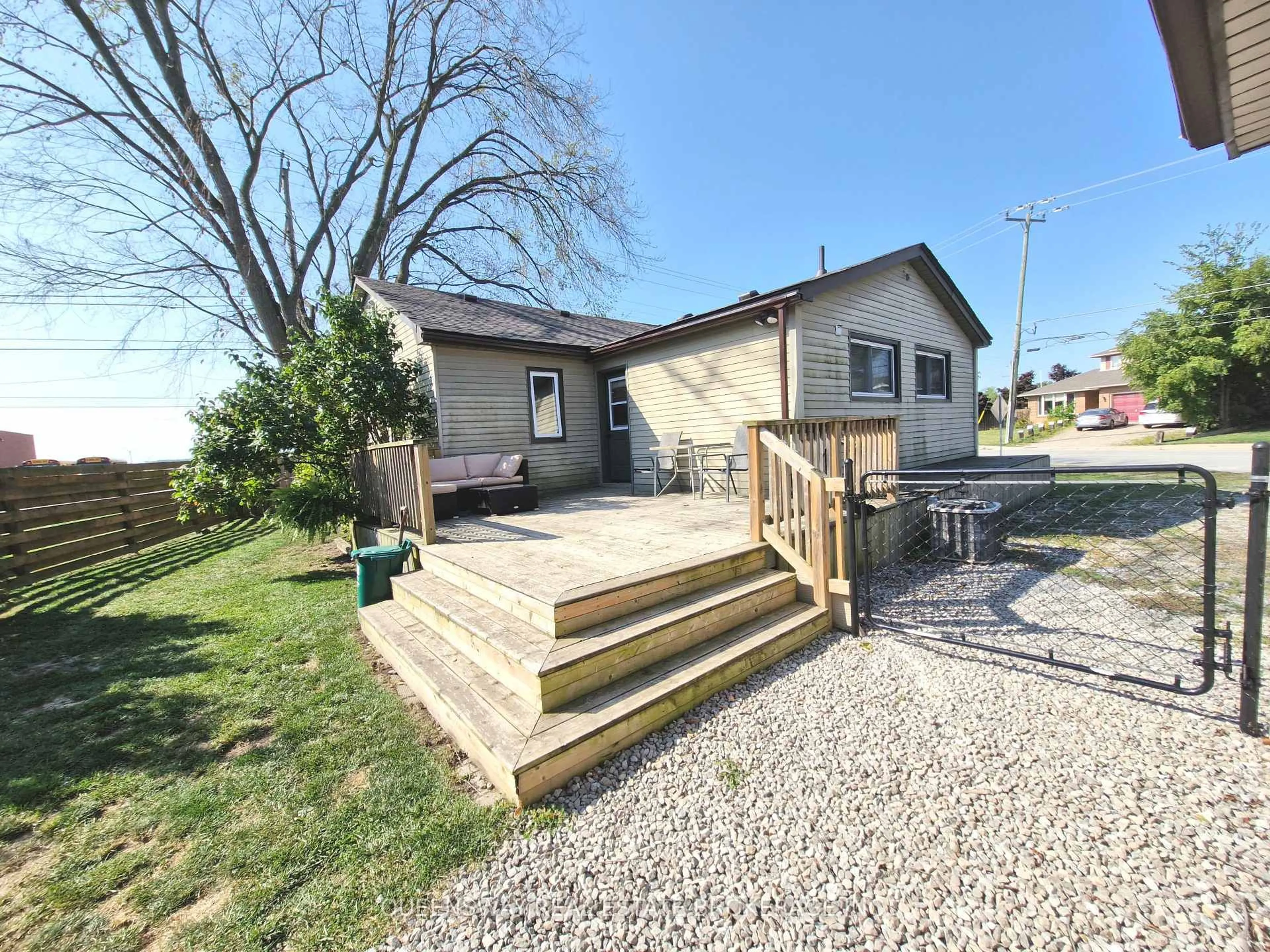 A pic from outside/outdoor area/front of a property/back of a property/a pic from drone, street for 6485 #14 Regional Rd, West Lincoln Ontario L0R 2A0