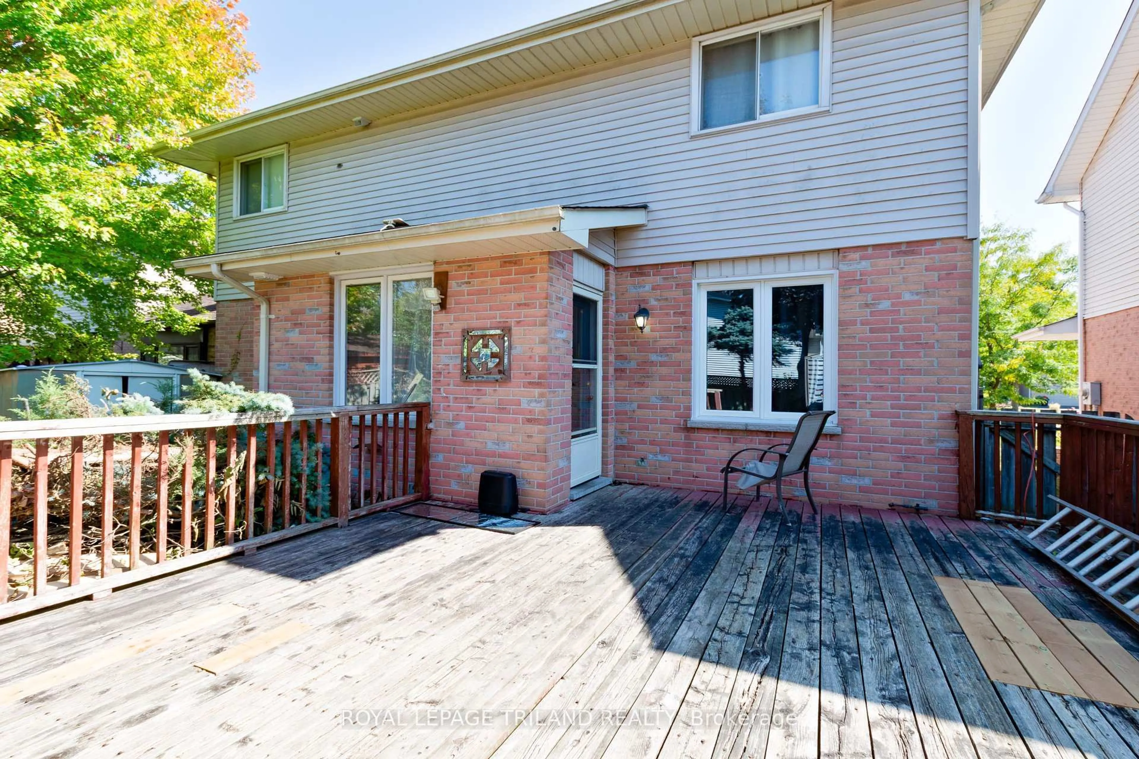 Patio, street for 26 Redwood Lane, London East Ontario N5V 4C4