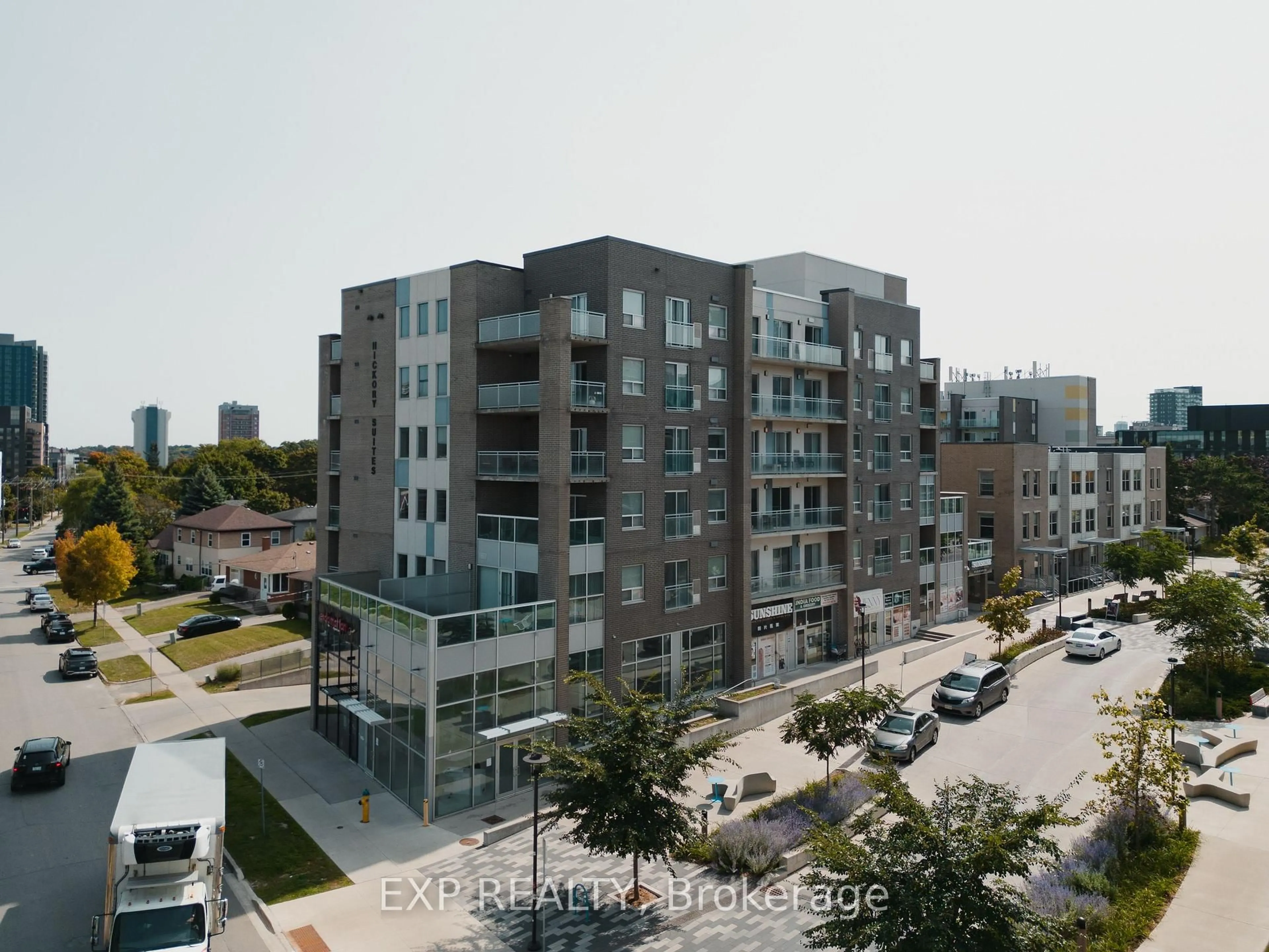 A pic from outside/outdoor area/front of a property/back of a property/a pic from drone, city buildings view from balcony for 62 Balsam St #H302, Waterloo Ontario N2L 3H2