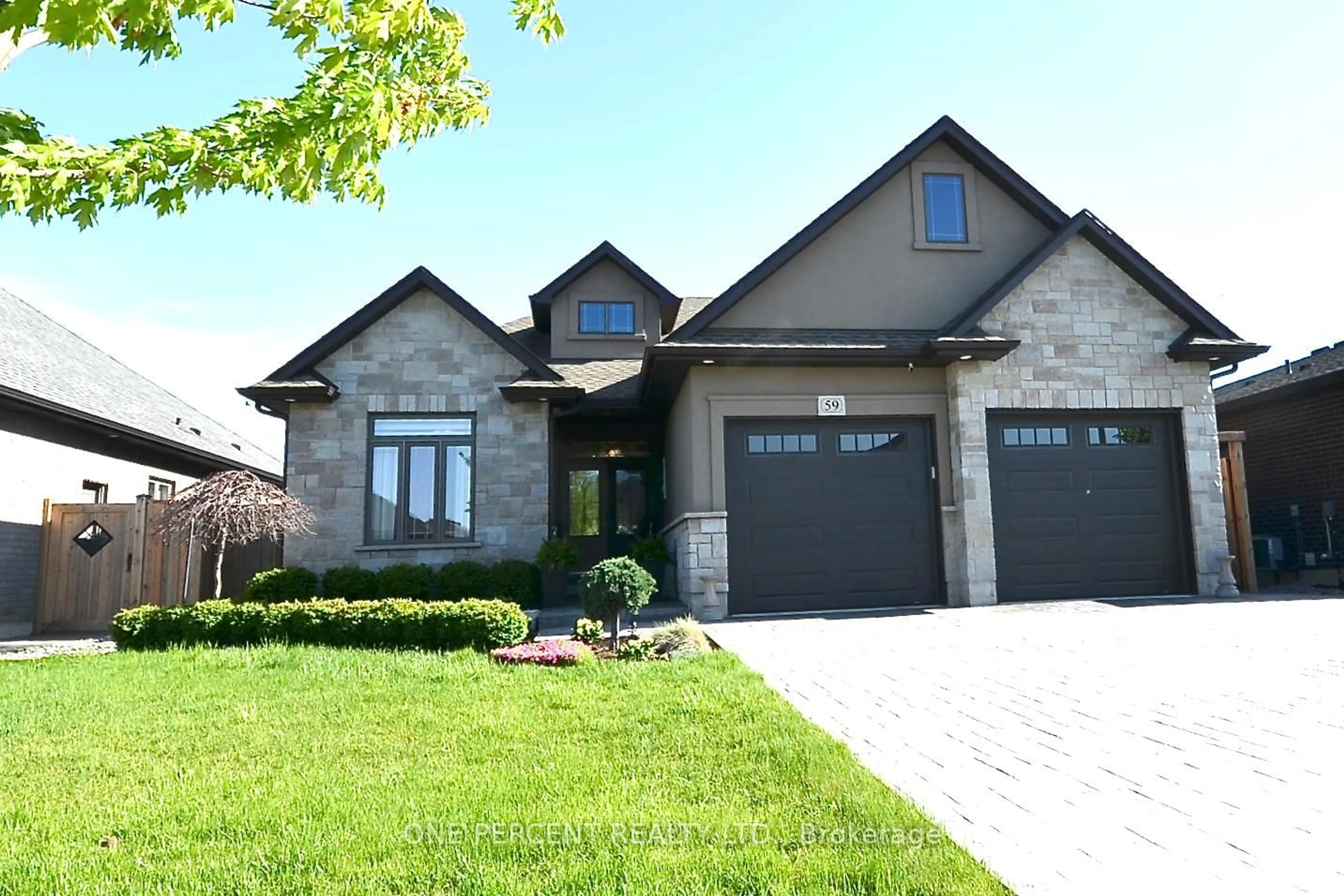 Home with brick exterior material, street for 59 Julia Dr, Welland Ontario L3C 0G8
