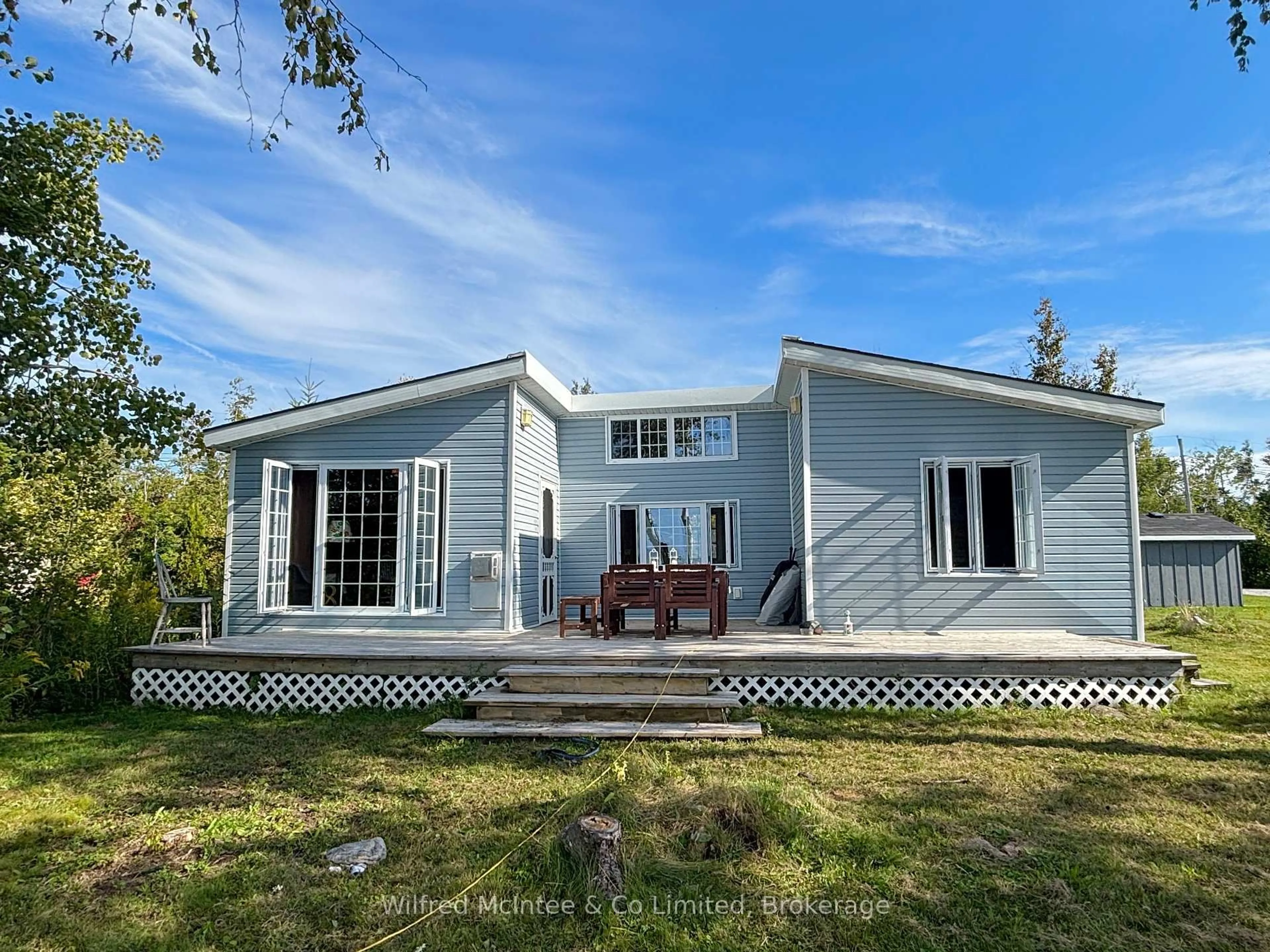 Home with vinyl exterior material, unknown for 495 BRUCE ROAD 13, Native Leased Lands Ontario N0H 2L0