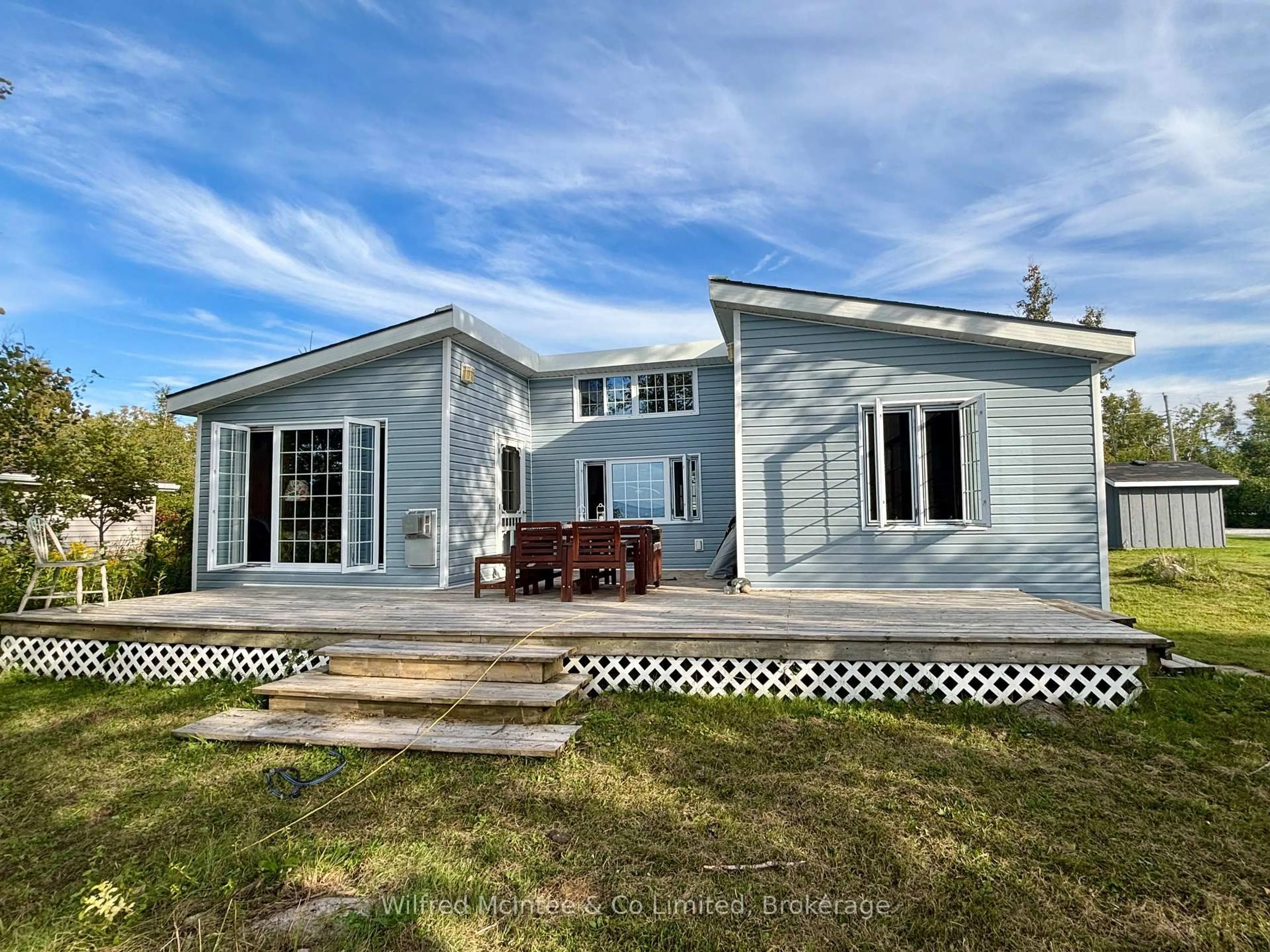 Home with vinyl exterior material, unknown for 495 BRUCE ROAD 13, Native Leased Lands Ontario N0H 2L0