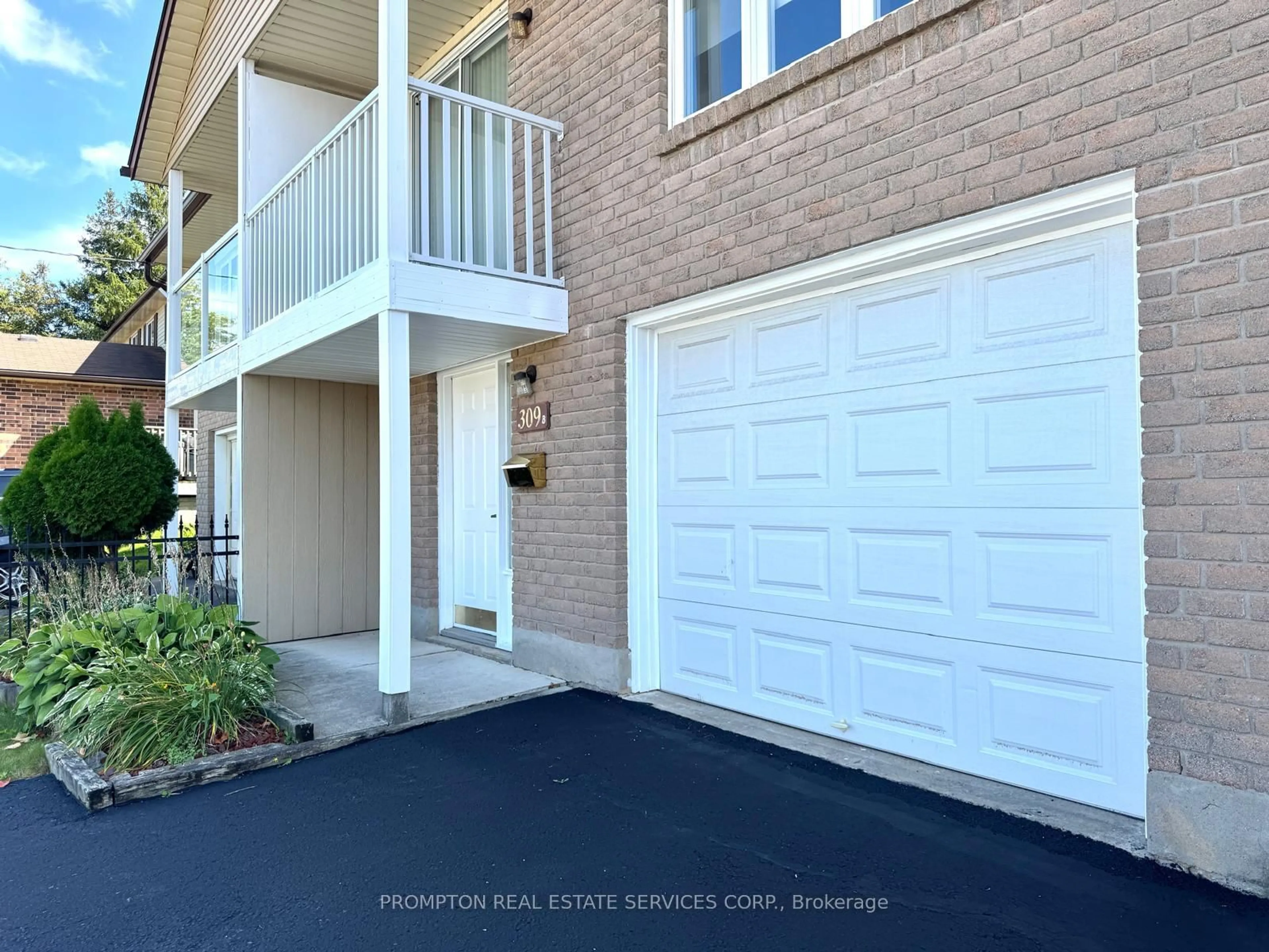 Unknown for 309B Bluevale St, Waterloo Ontario N2J 4H6