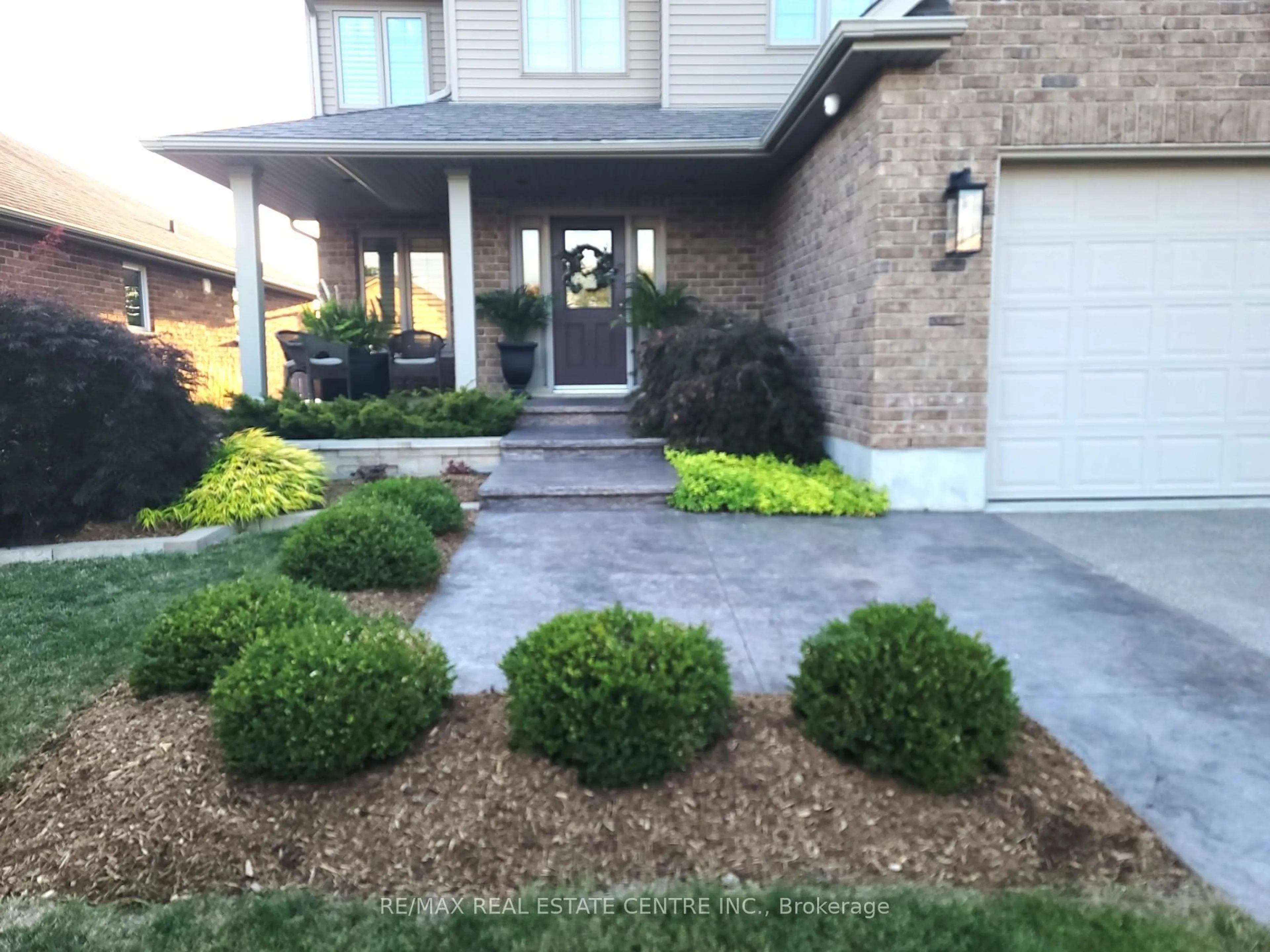 Unknown for 135 Gerber Meadows Dr, Wellesley Ontario N0B 2T0