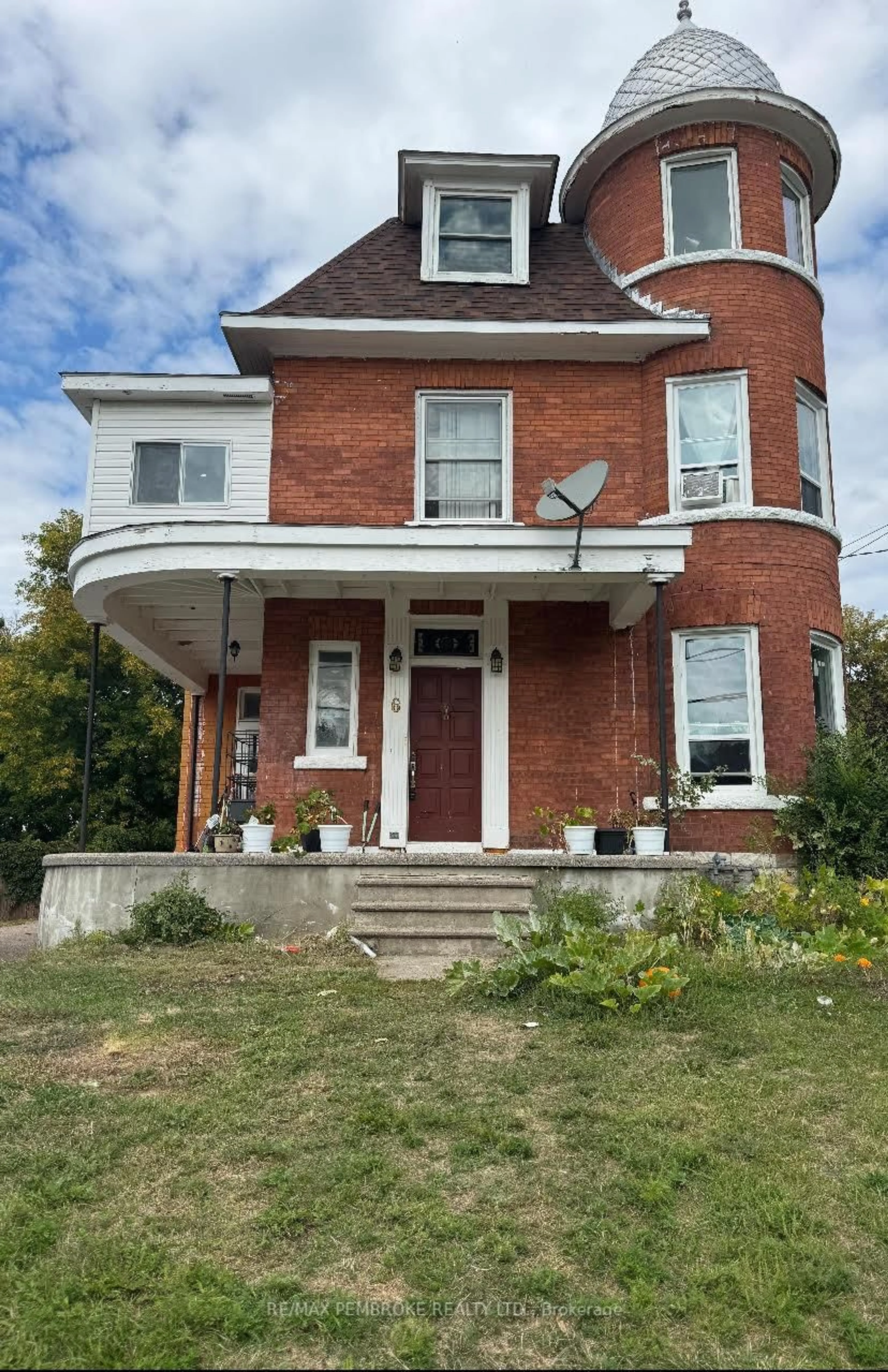 Home with brick exterior material, street for 6 True Love St, Cobden Ontario K0J 1K0