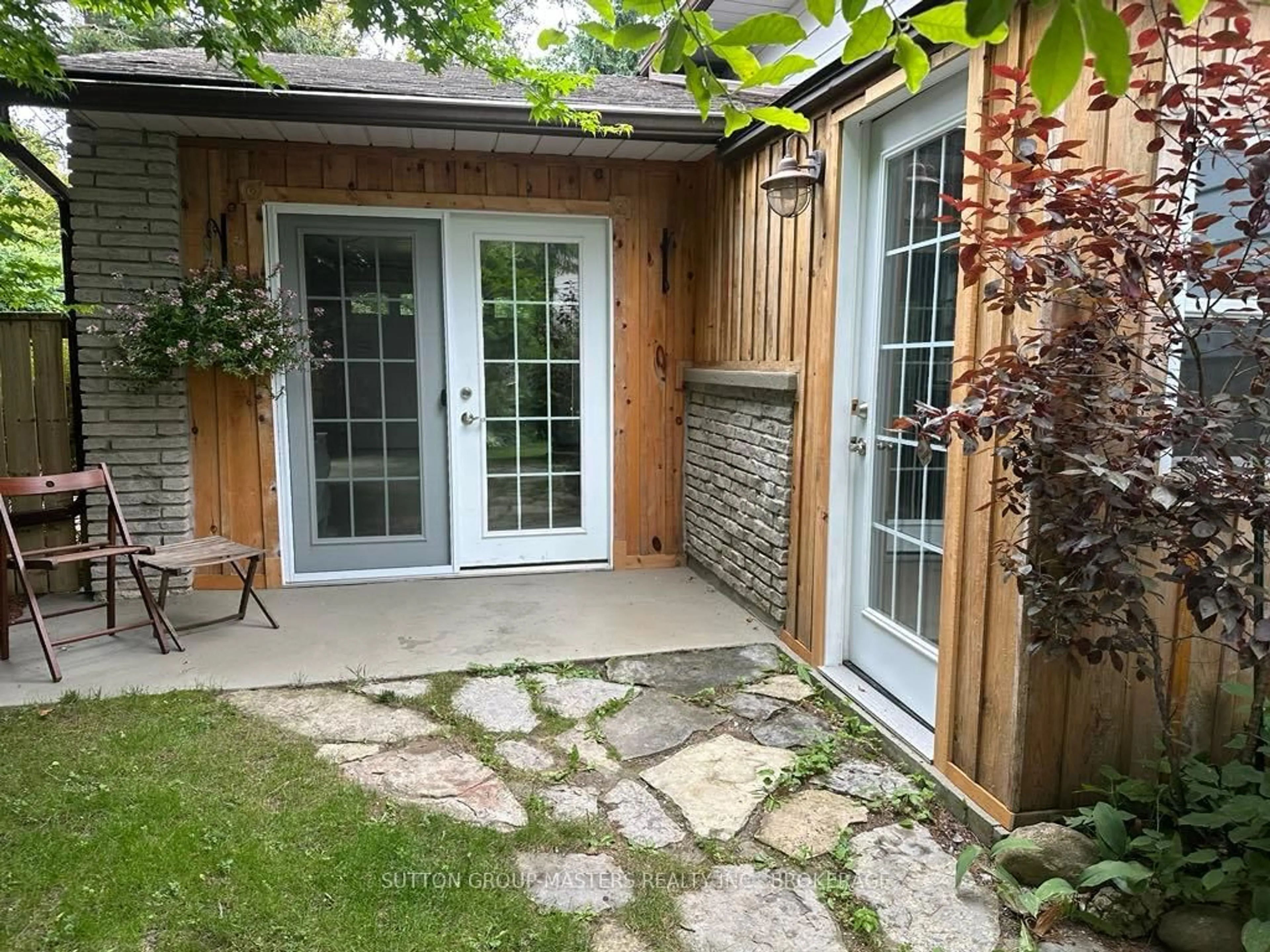 Patio, street for 798 Danbury Rd, Kingston Ontario K7M 6T4