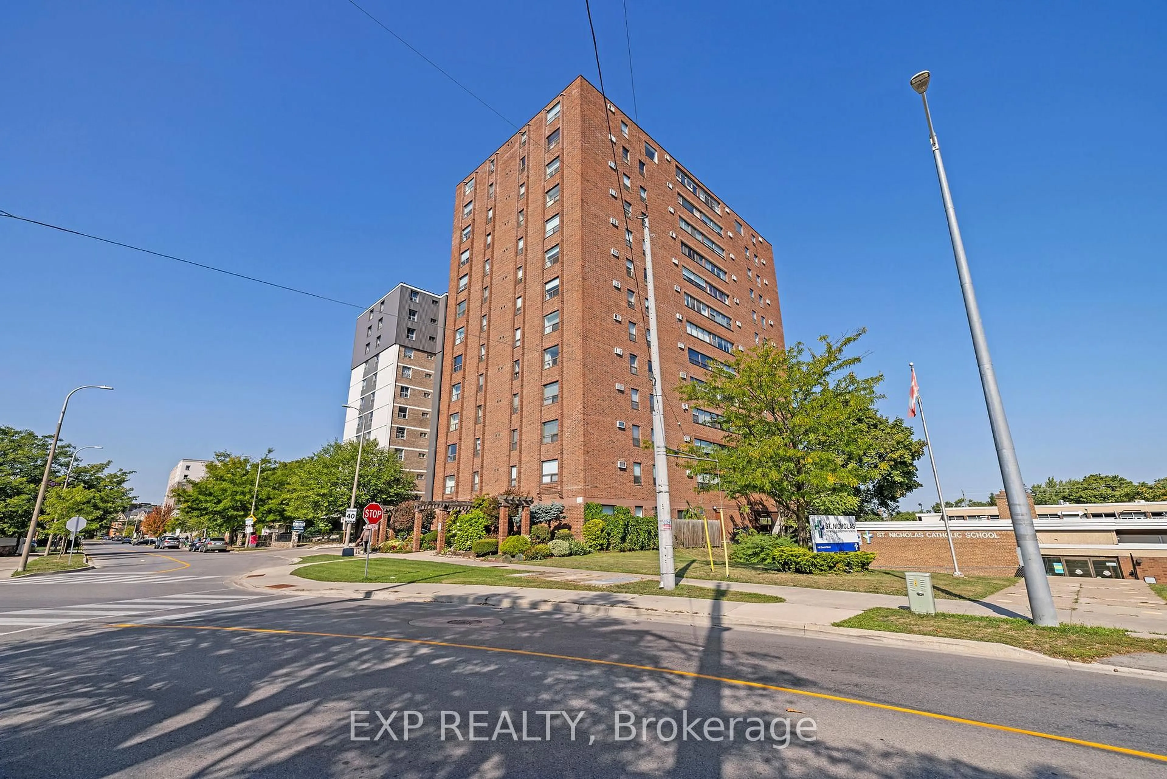 A pic from outside/outdoor area/front of a property/back of a property/a pic from drone, building for 141 Church St #602, St. Catharines Ontario L2R 7L7