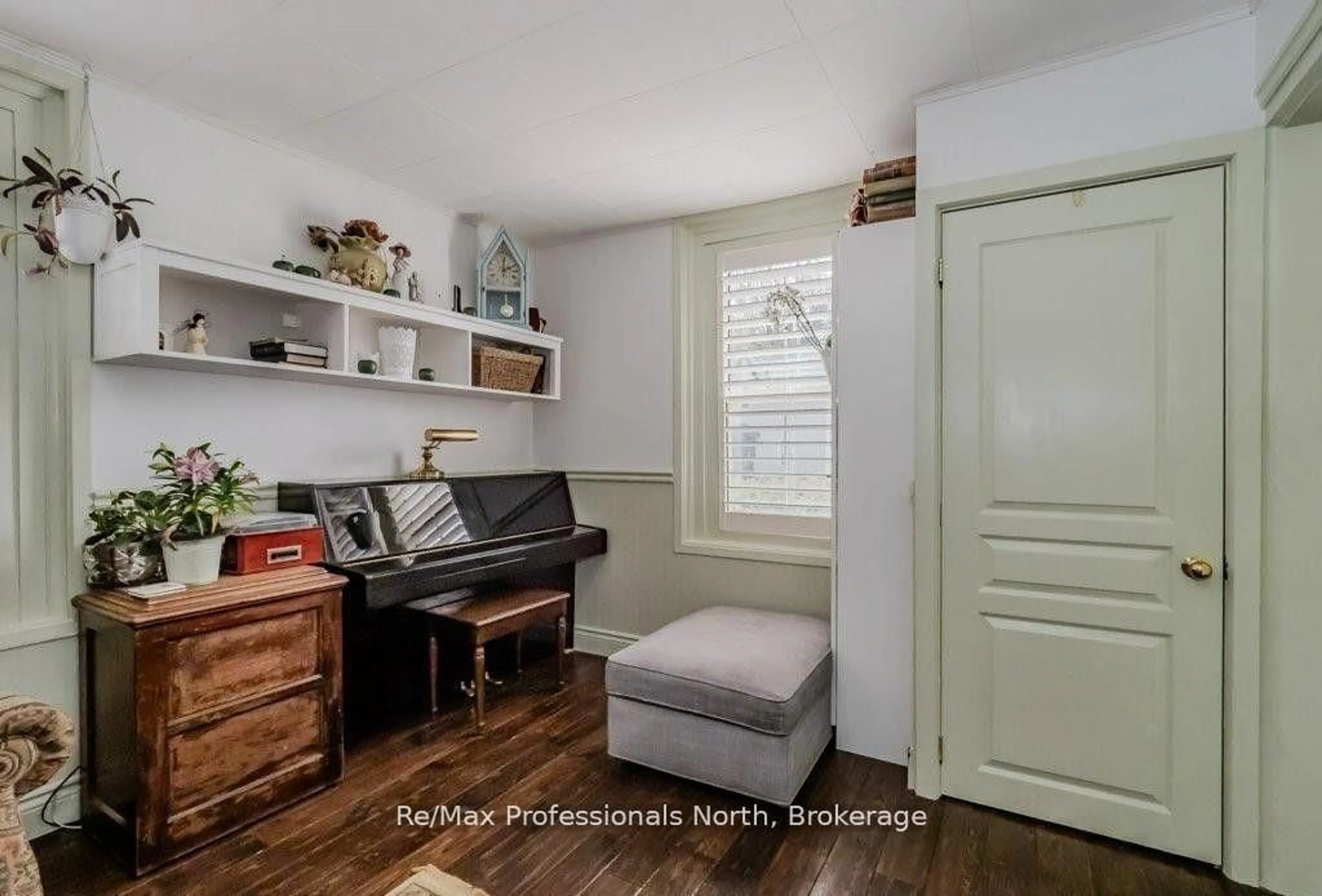 A pic of a room for 120 DAVID St, Gravenhurst Ontario P1P 1J5