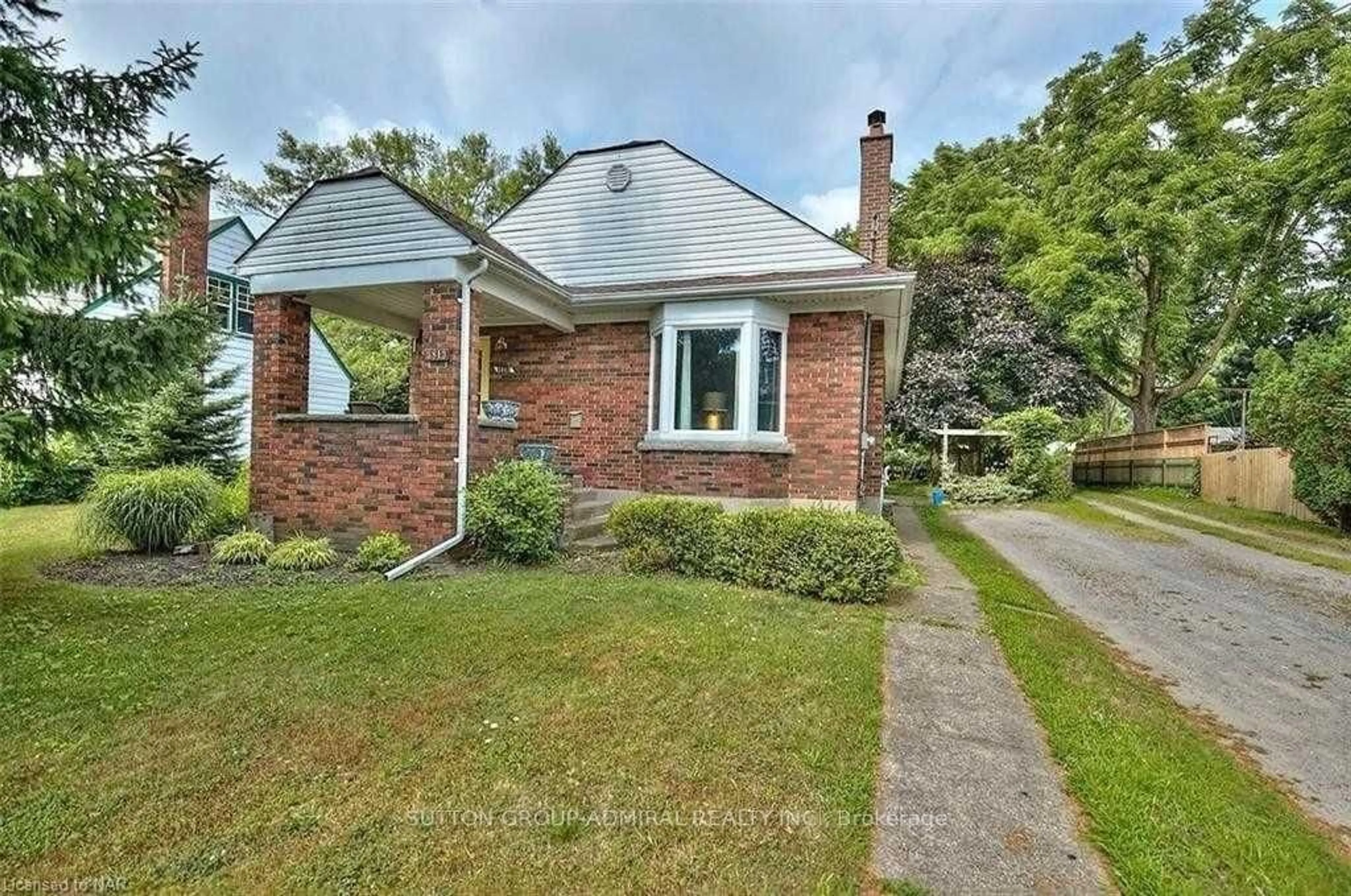Home with brick exterior material, street for 3813 St Peter Ave, Niagara Falls Ontario L2J 2N7