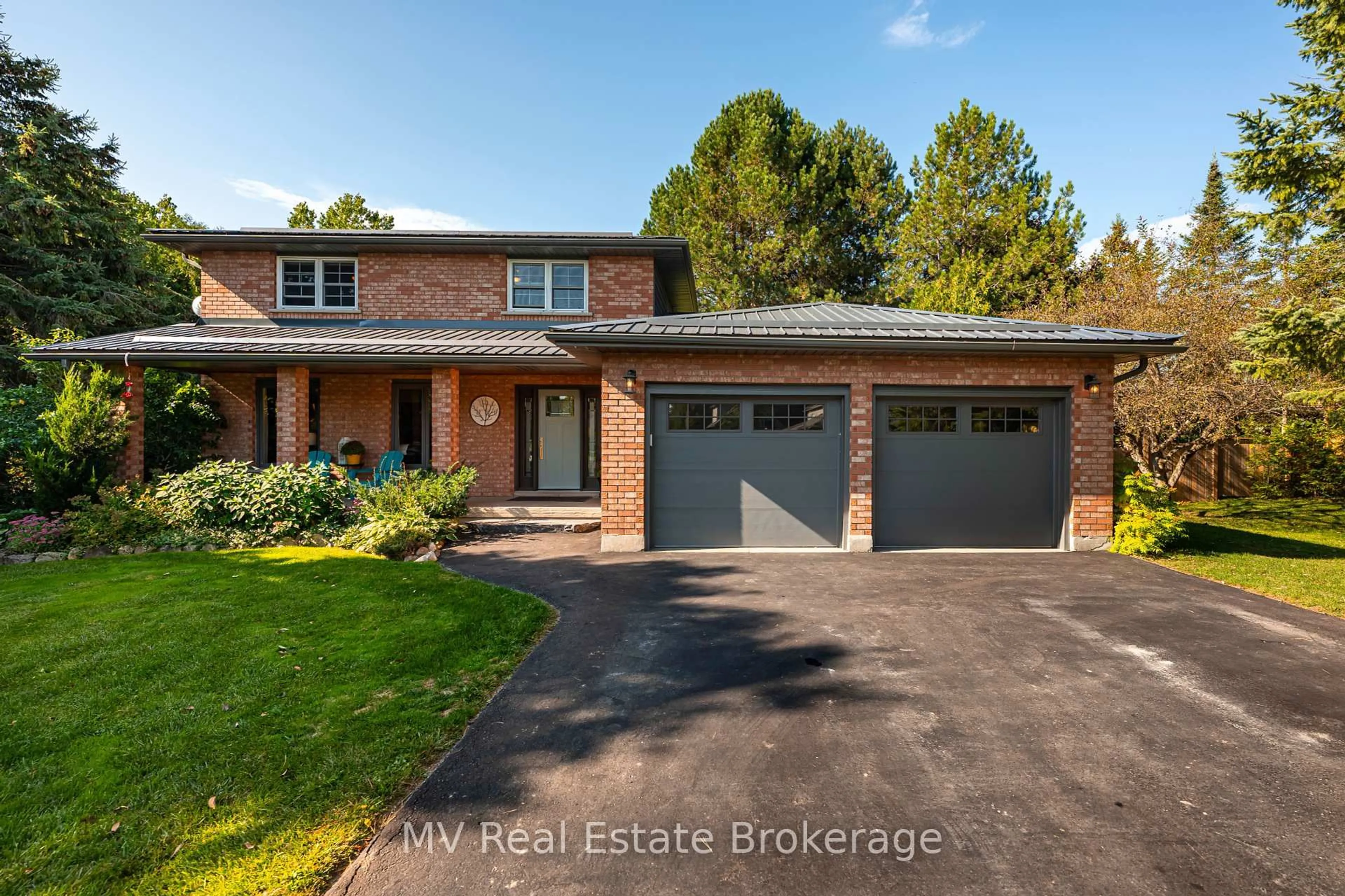 Home with brick exterior material, street for 4 Sargent Blvd, Centre Wellington Ontario N0B 1J0