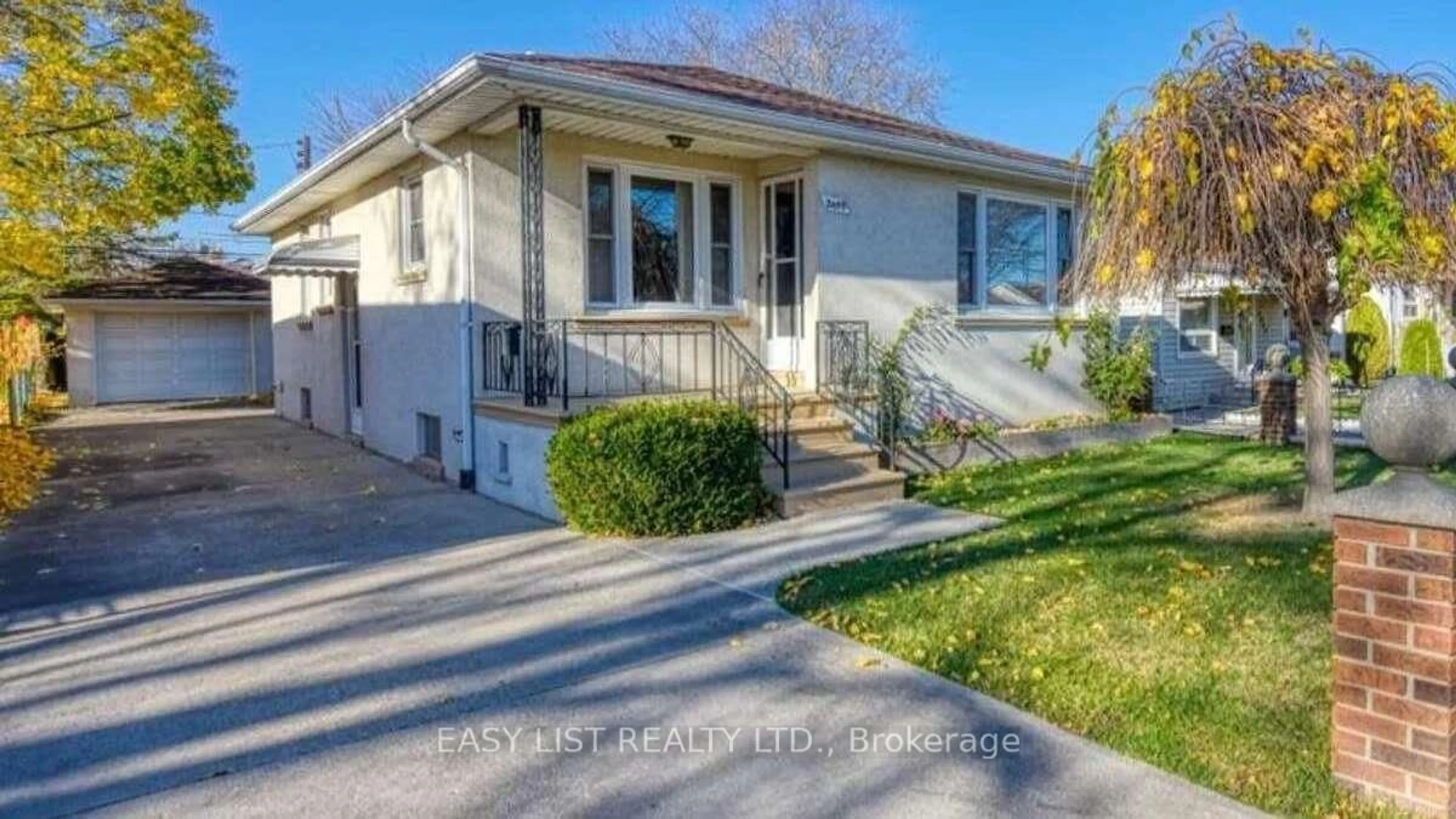 Home with vinyl exterior material, street for 2459 Meldrum Rd, Windsor Ontario N8W 4E7