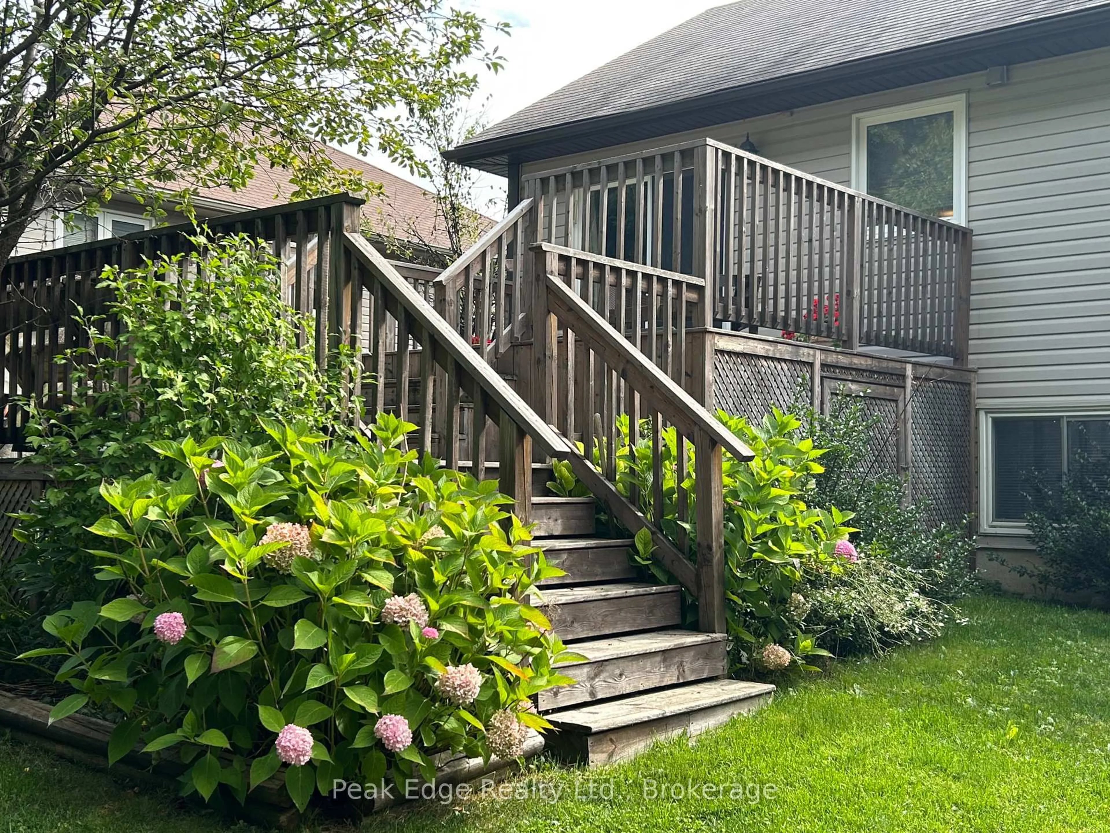 Unknown for 40 Sheffield St, Southgate Ontario N0C 1B0