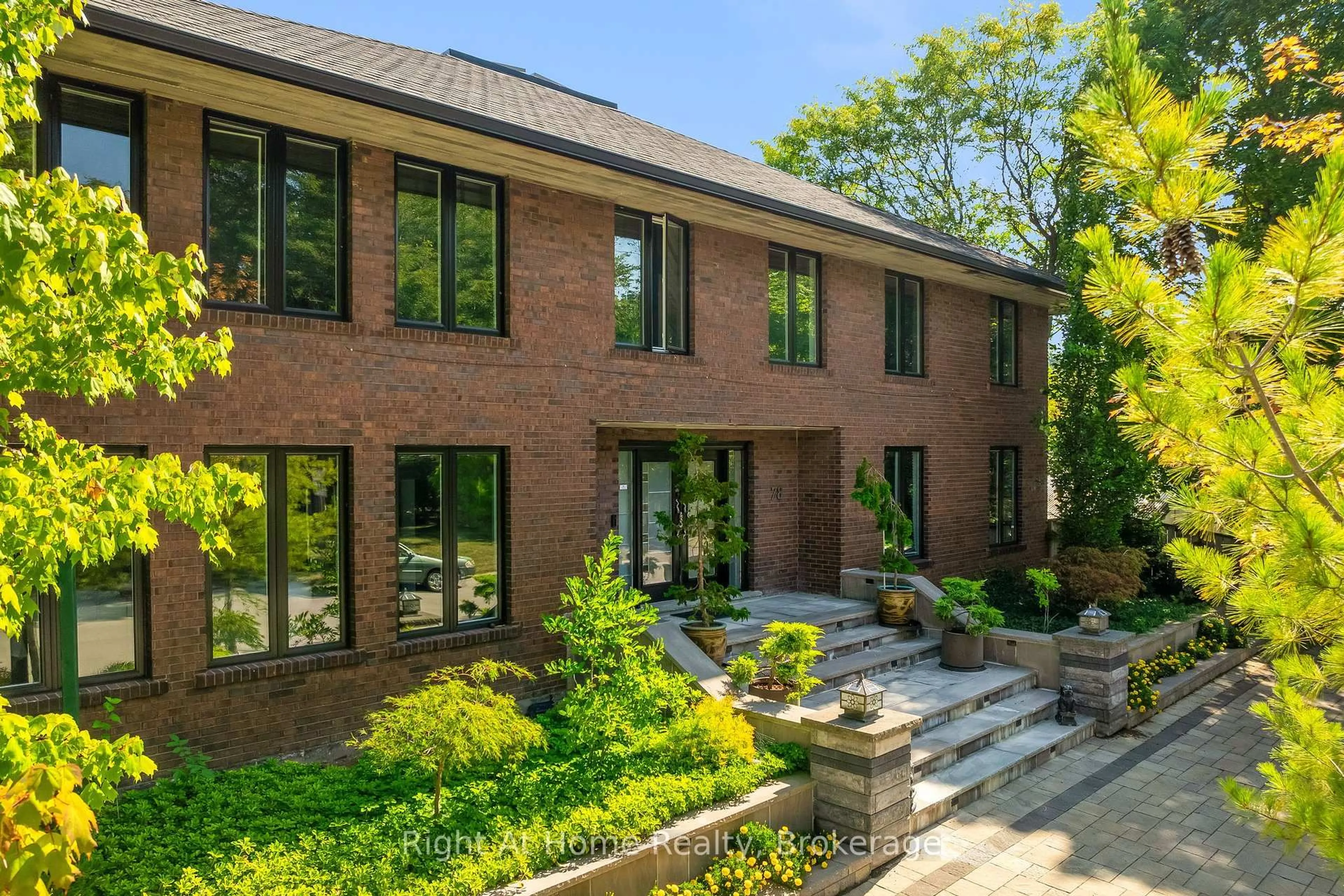 Home with brick exterior material, unknown for 78 Terrace Dr, Hamilton Ontario L9H 3X2