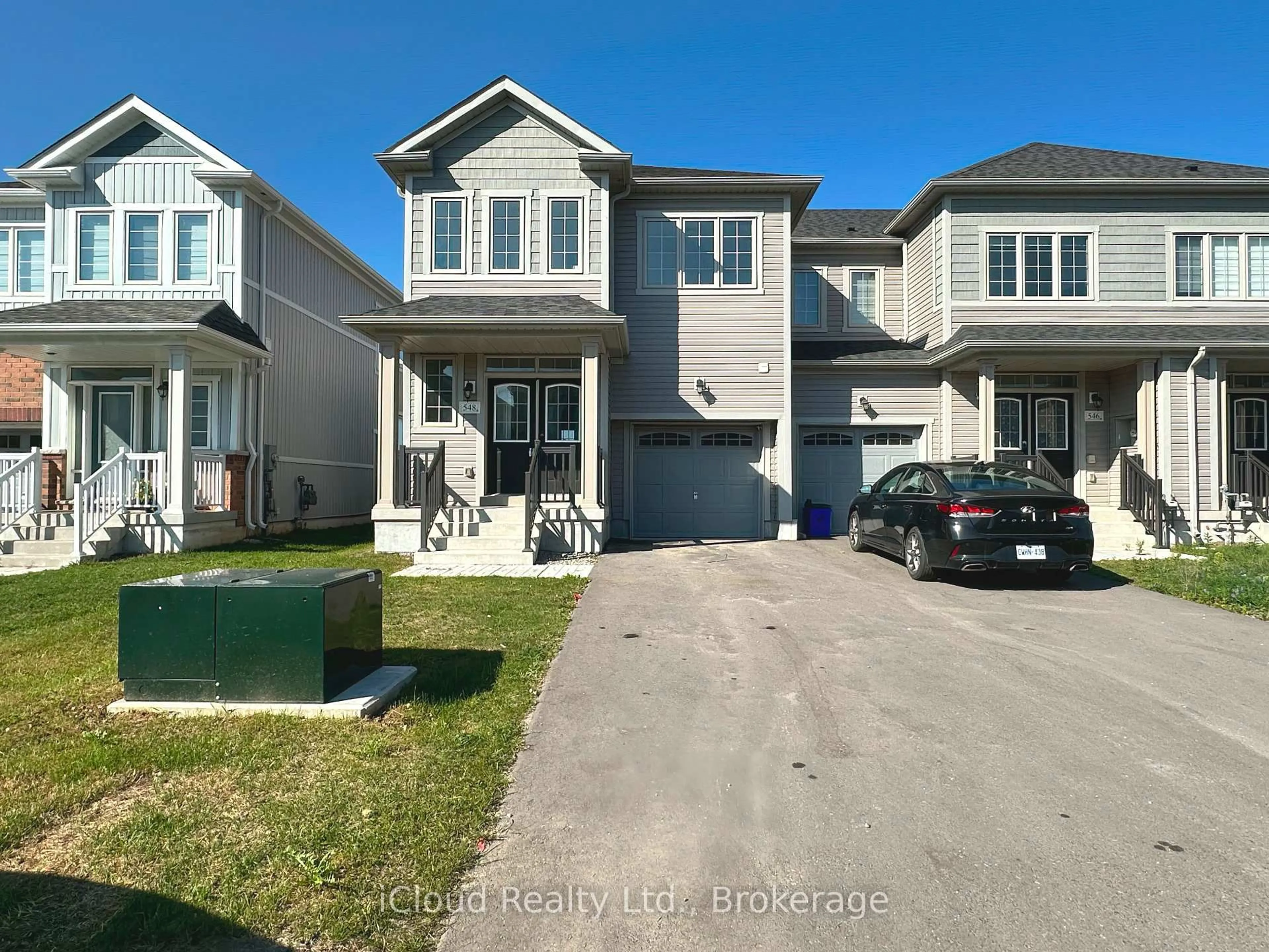 A pic from outside/outdoor area/front of a property/back of a property/a pic from drone, street for 548 Red Elm Dr, Shelburne Ontario L9V 3Y5