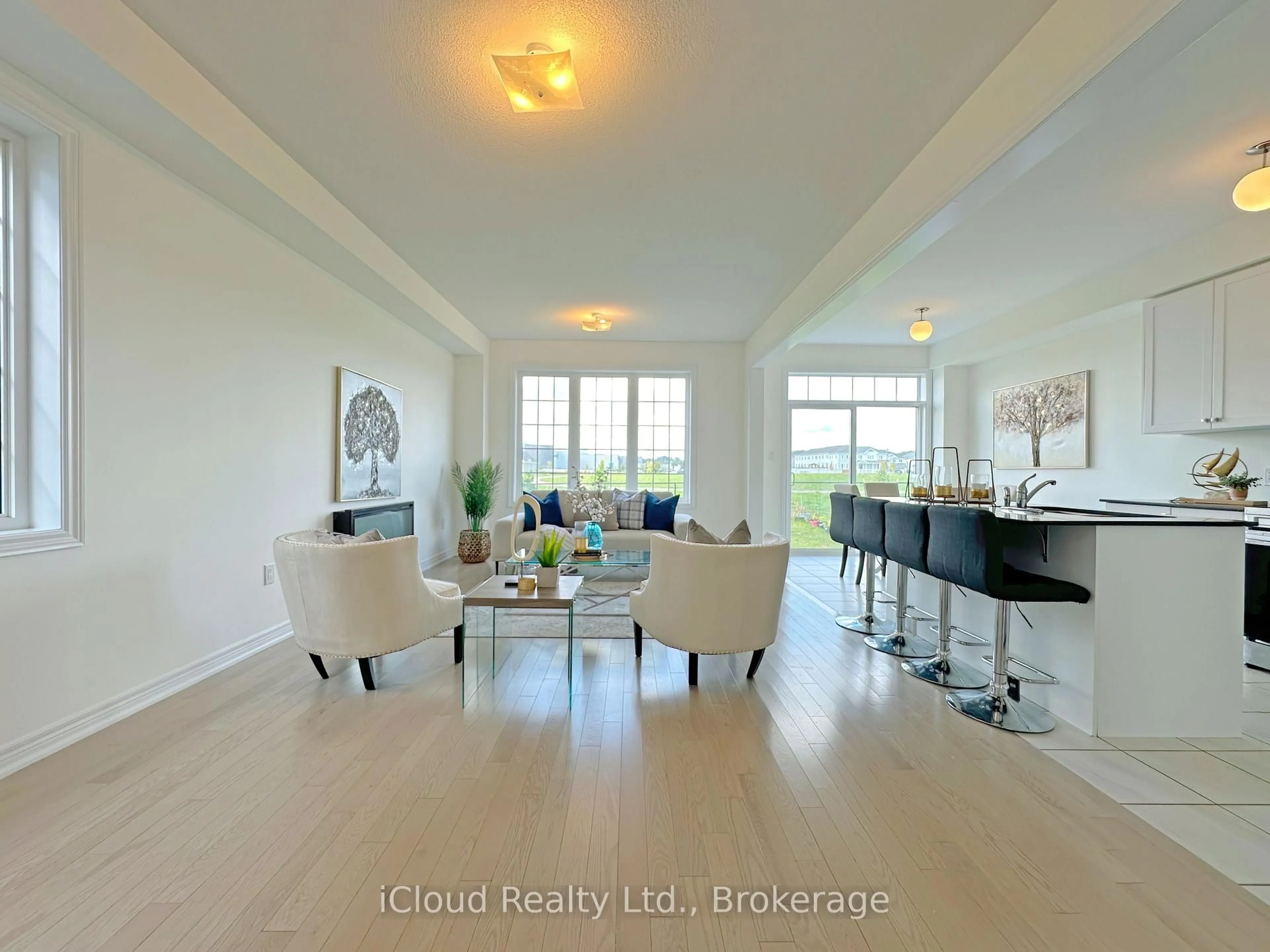 Living room with furniture, ceramic/tile floor for 548 Red Elm Dr, Shelburne Ontario L9V 3Y5