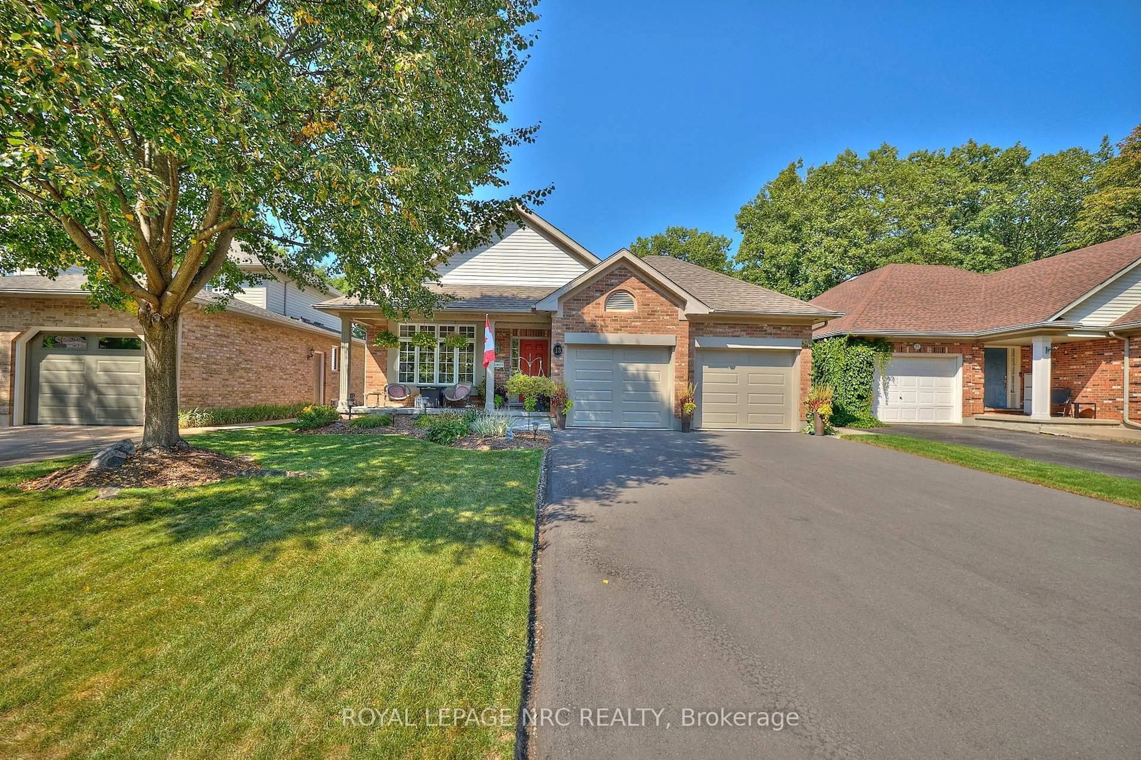 A pic from outside/outdoor area/front of a property/back of a property/a pic from drone, street for 13 Timber Lane, St. Catharines Ontario L2N 7R7
