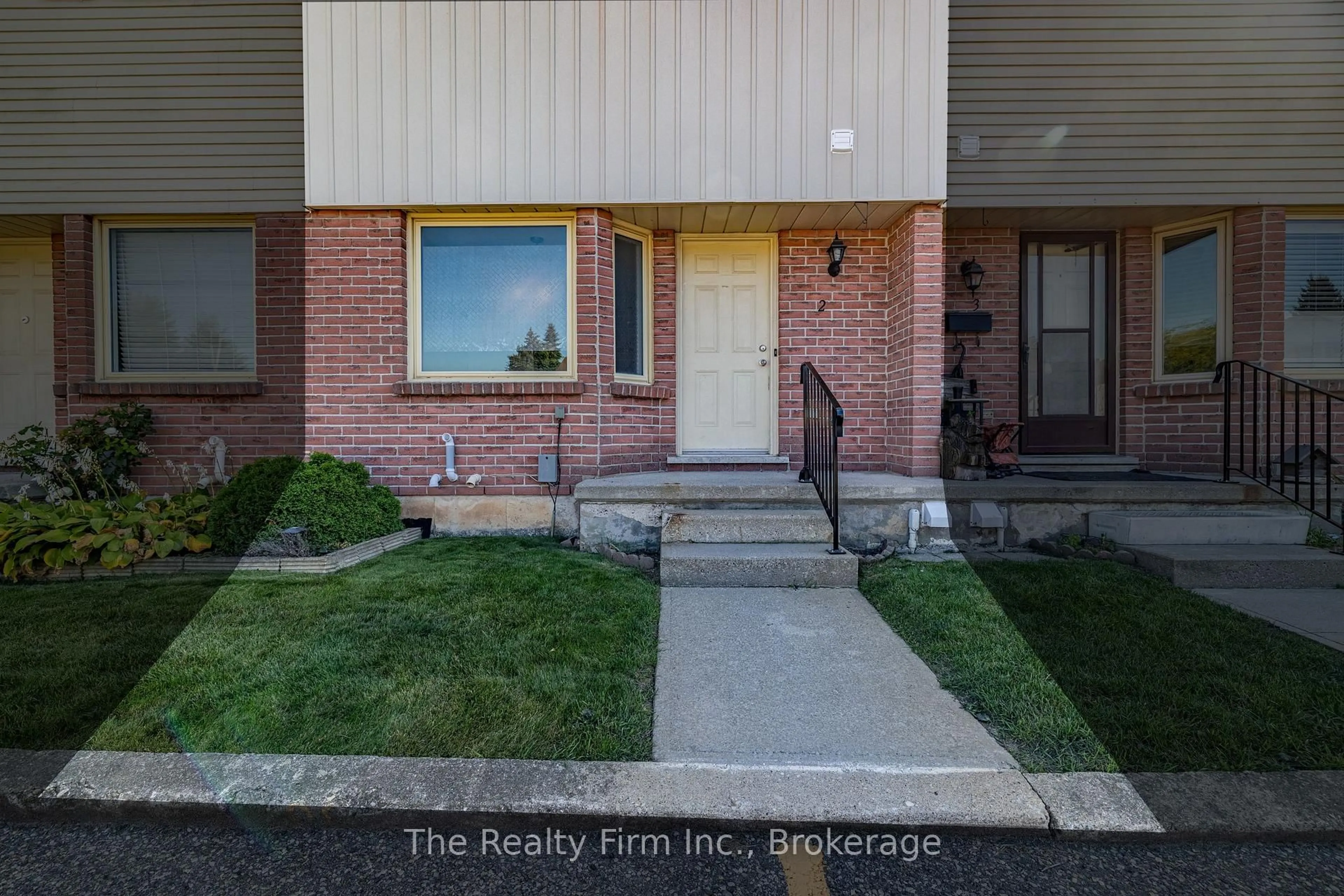 Unknown for 1135 Nellis St #2, Woodstock Ontario N4T 1P7