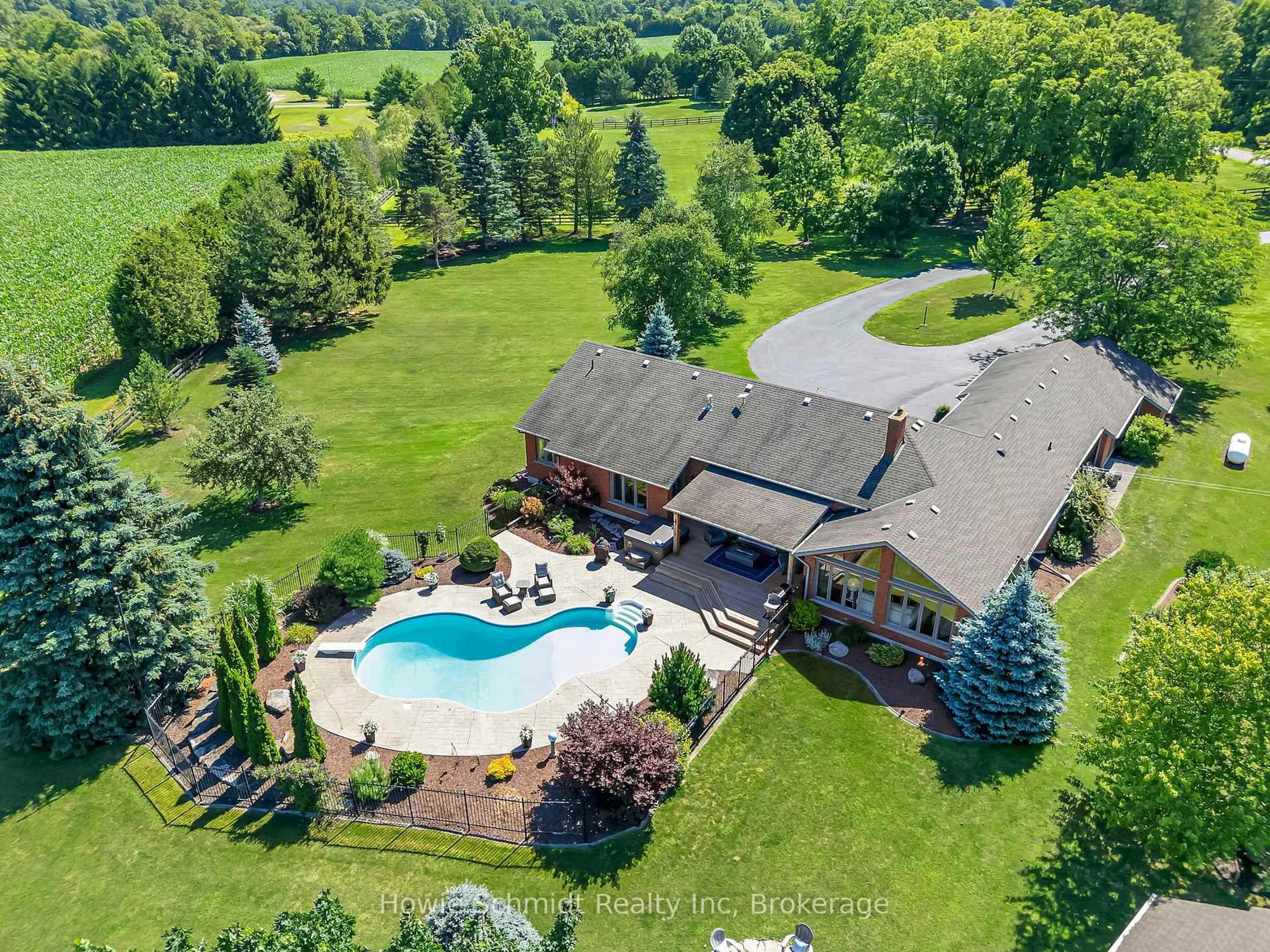 A pic from outside/outdoor area/front of a property/back of a property/a pic from drone, water/lake/river/ocean view for 999 Governors Rd, Brant Ontario N3L 3E3
