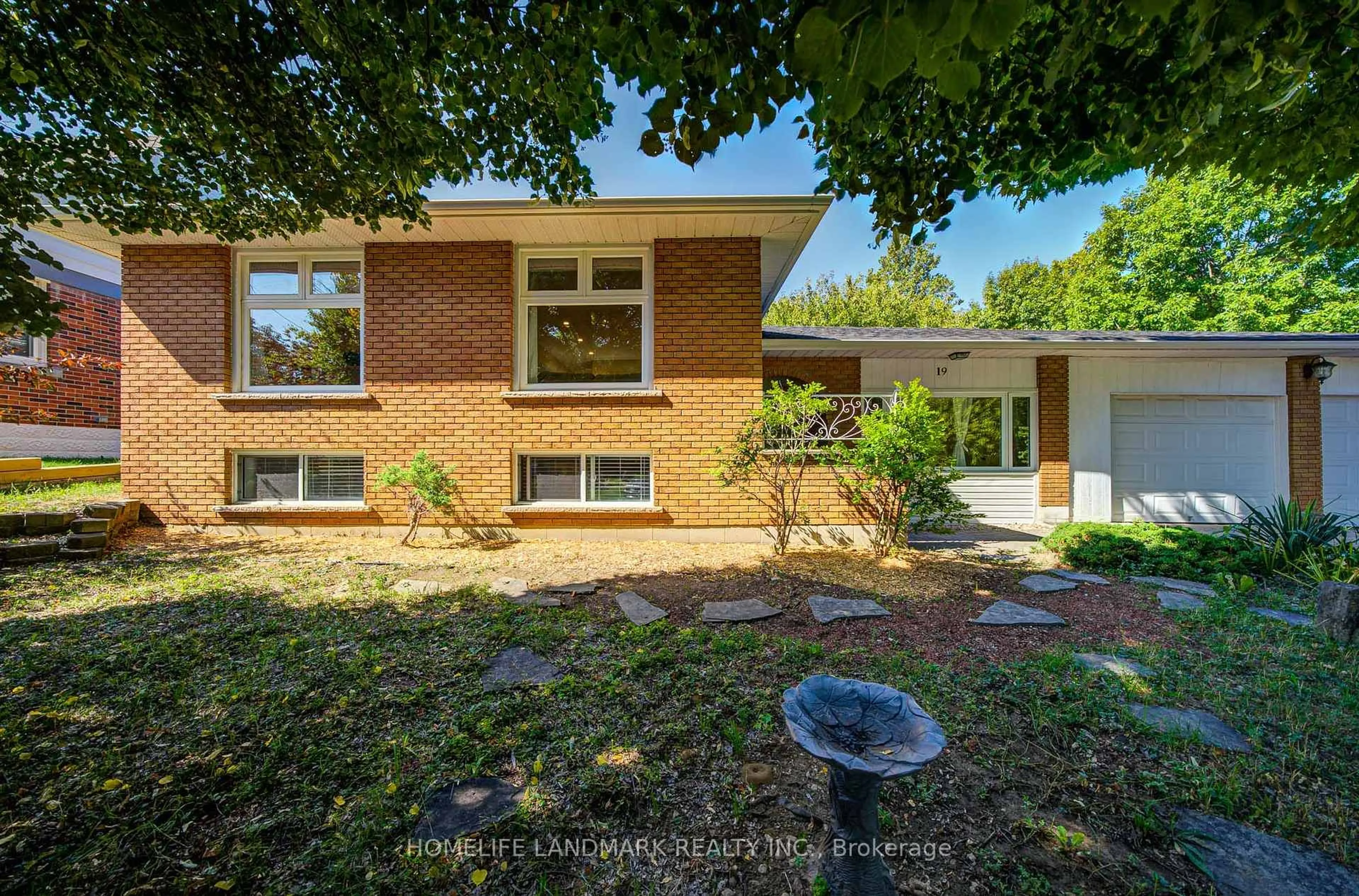 Home with brick exterior material, street for 19 Sheldon St, Hamilton Ontario L9H 4P3