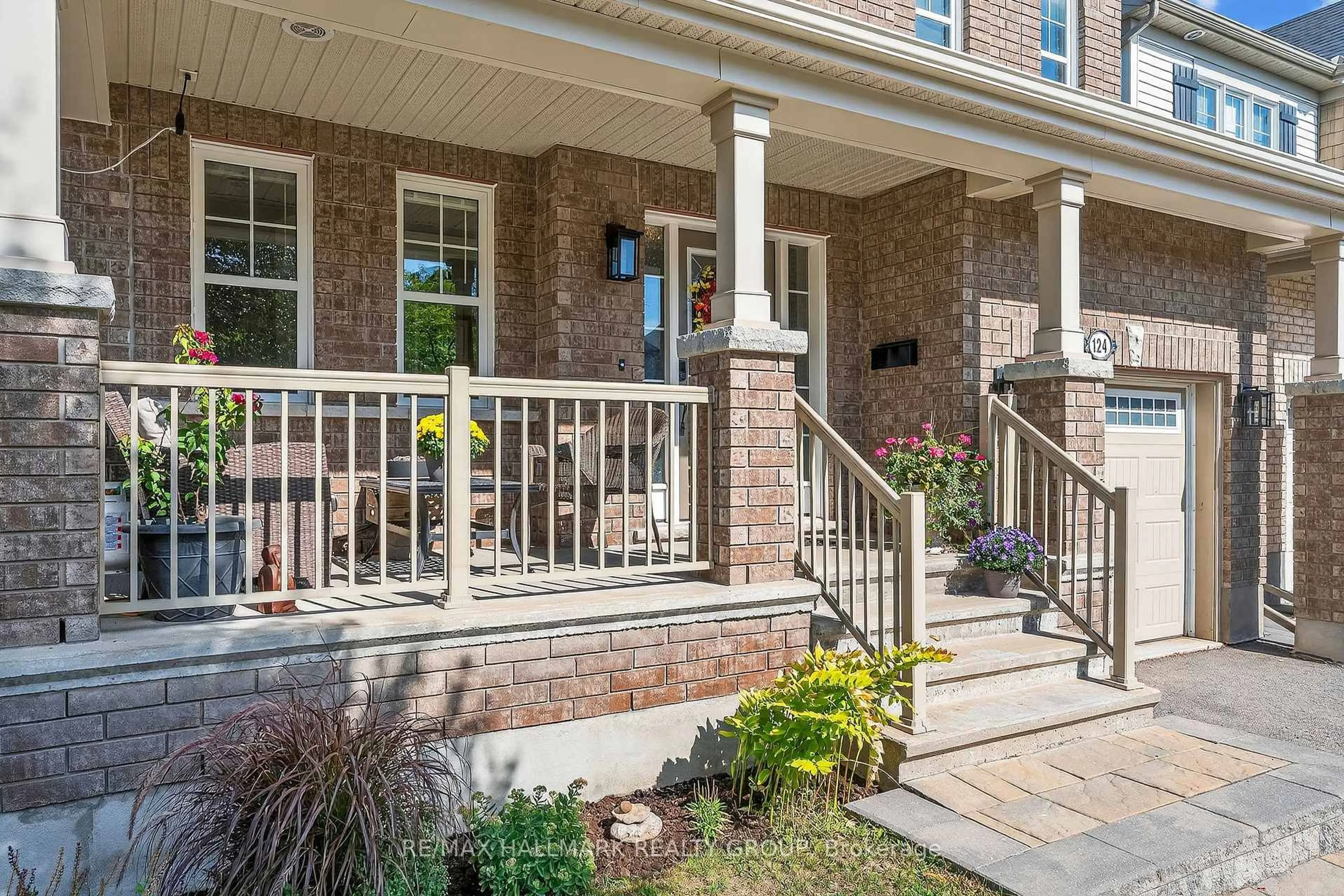 Home with brick exterior material, street for 124 Lily Pond St, Ottawa Ontario K2M 0J3
