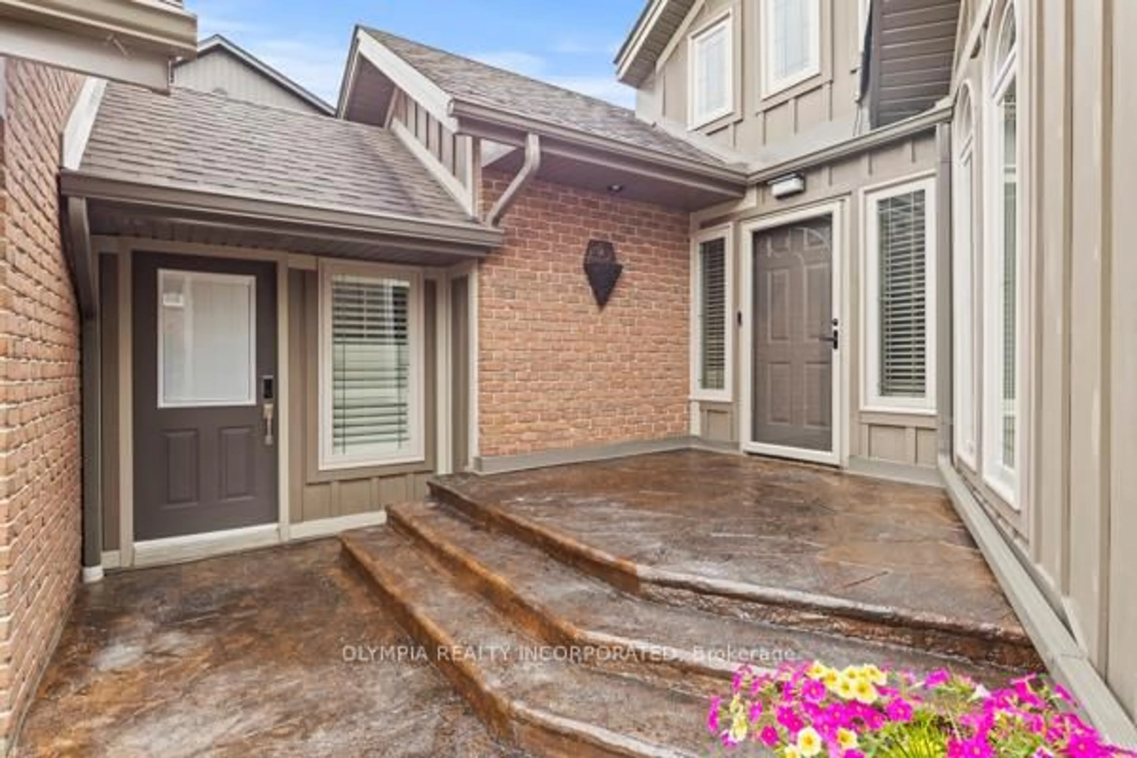Home with brick exterior material, street for 8198 Mount Olive Cres, Niagara Falls Ontario L2H 2Y9