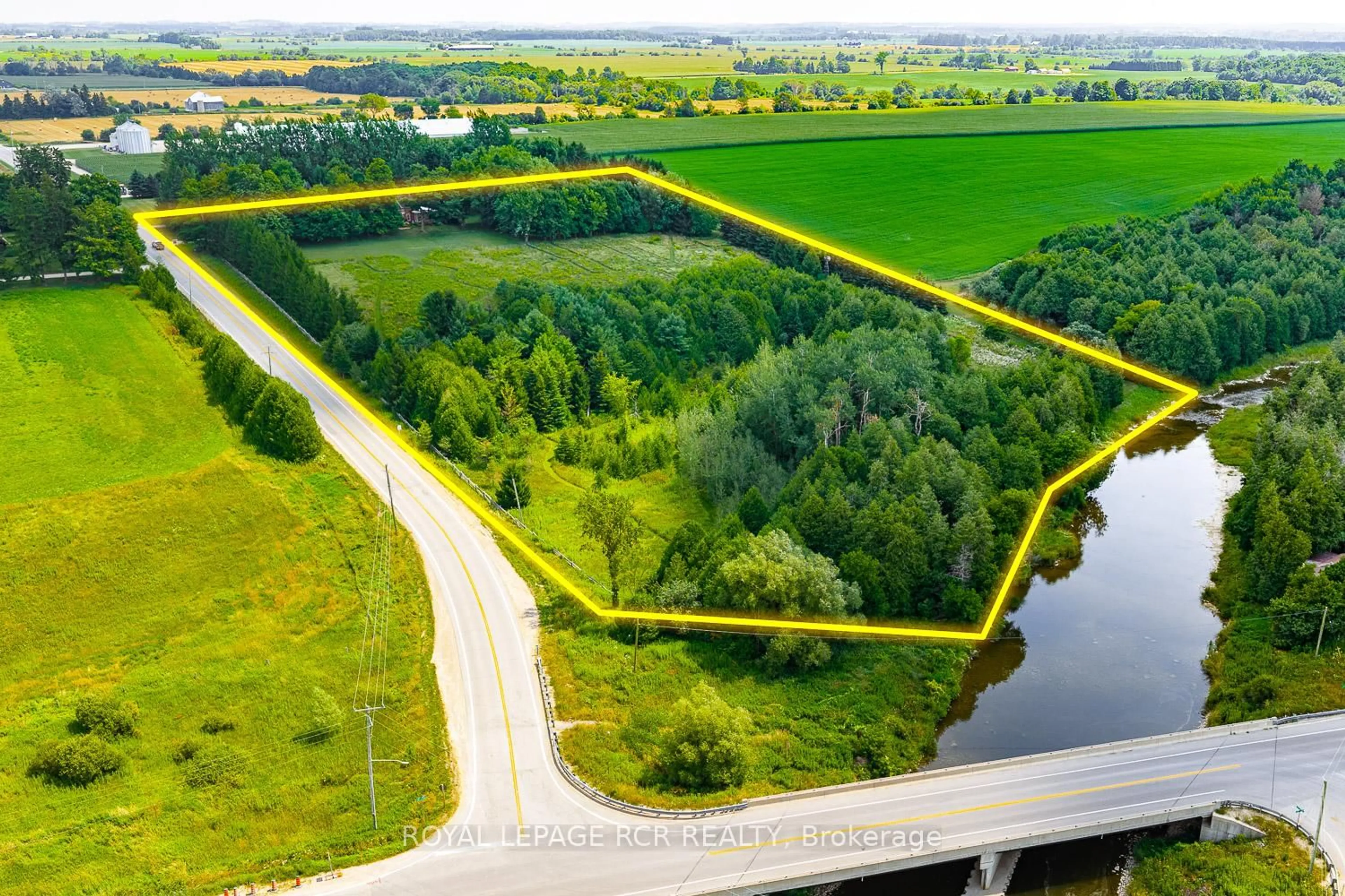 A pic from outside/outdoor area/front of a property/back of a property/a pic from drone, water/lake/river/ocean view for 282398 County Rd 10, East Luther Grand Valley Ontario L9W 0W6