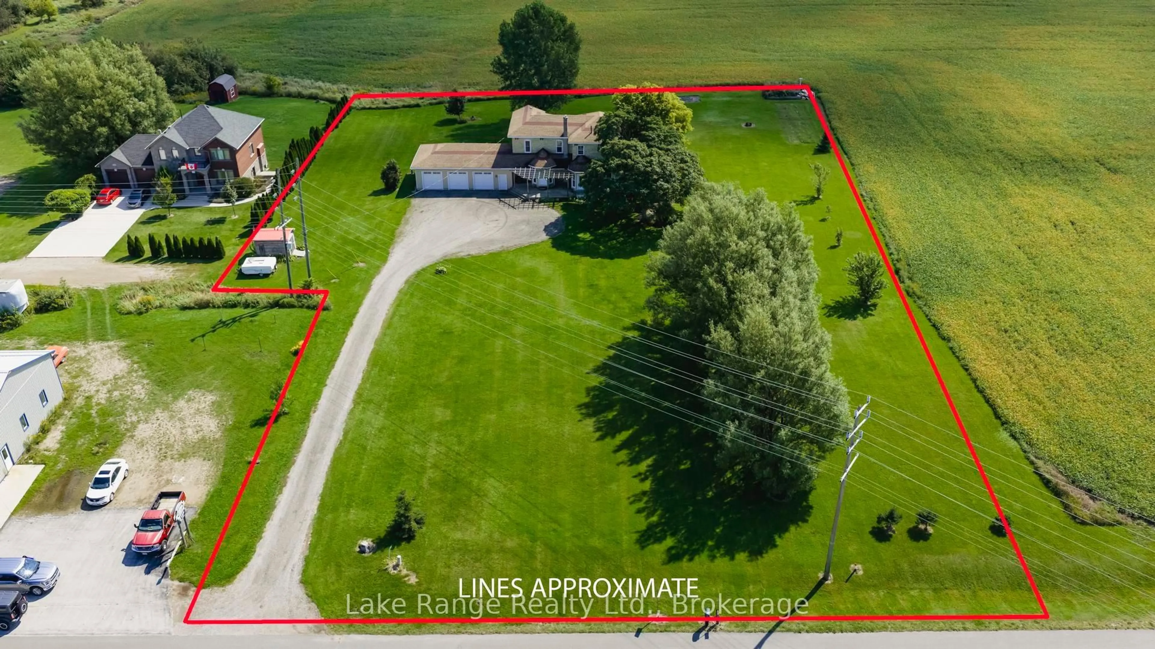 A pic from outside/outdoor area/front of a property/back of a property/a pic from drone, unknown for 3622 Highway 21, Kincardine Ontario N0G 2T0