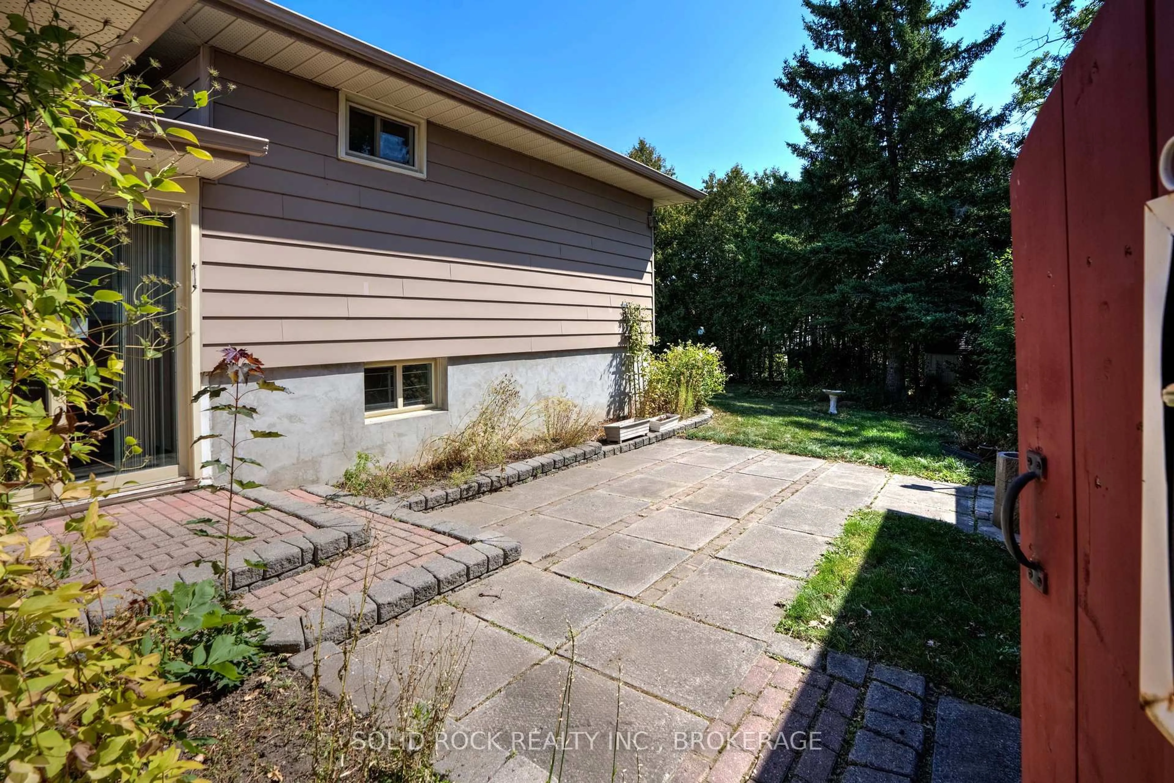 Patio, street for 773 Kimberley St, Kingston Ontario K7P 1C2