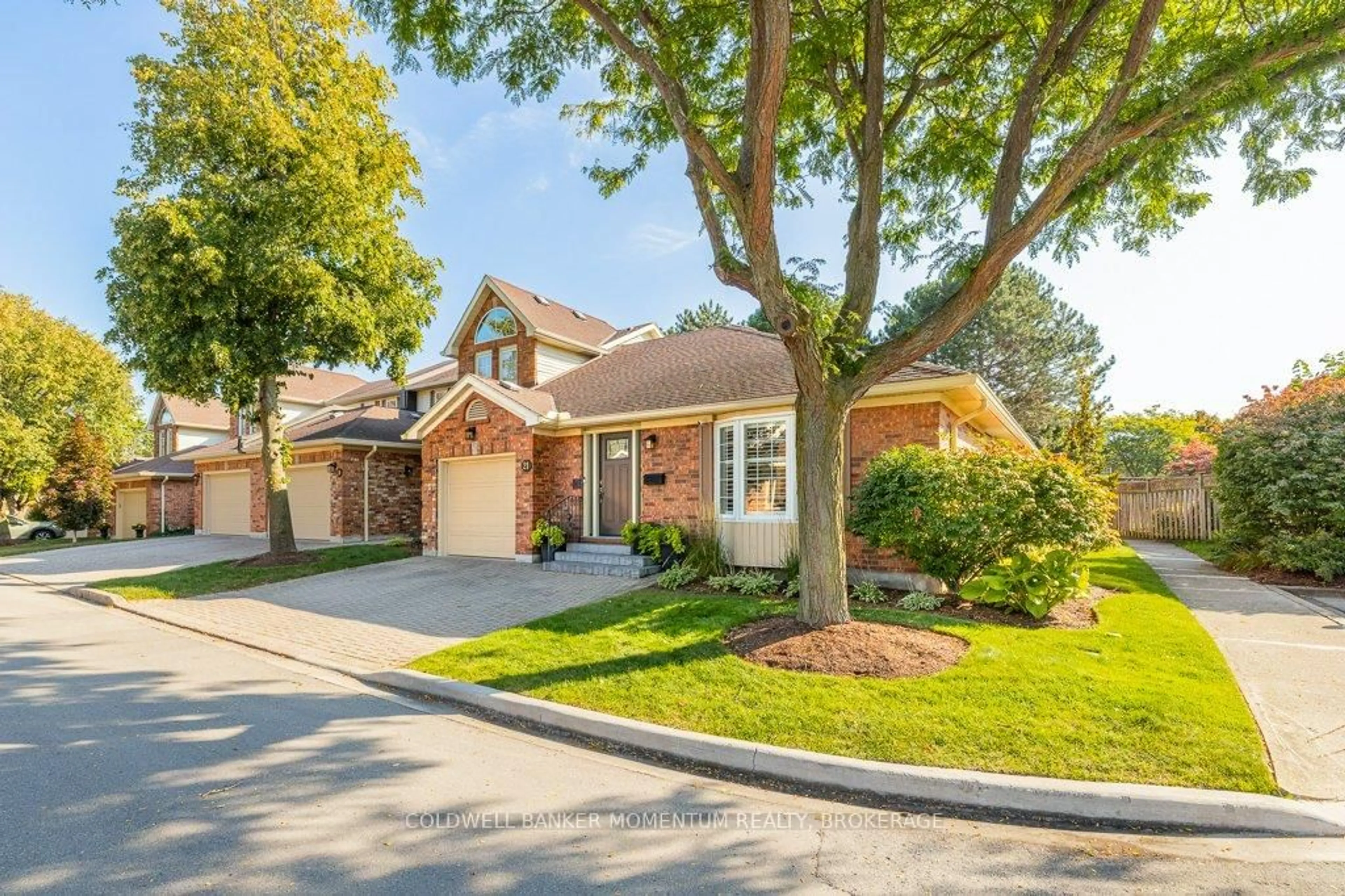 Home with brick exterior material, street for 141 Welland Vale Rd #21, St. Catharines Ontario L2S 3S7