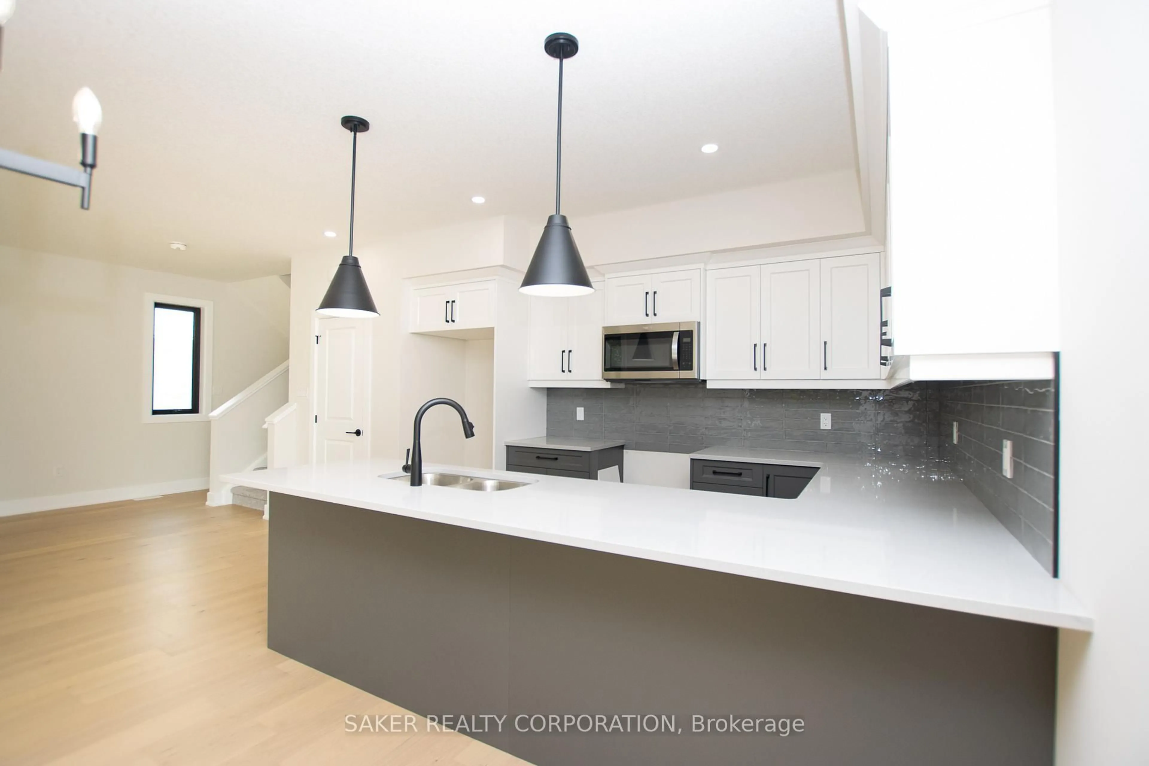 Open concept kitchen, ceramic/tile floor for 615 REGENT St, Strathroy-Caradoc Ontario N0L 1W0