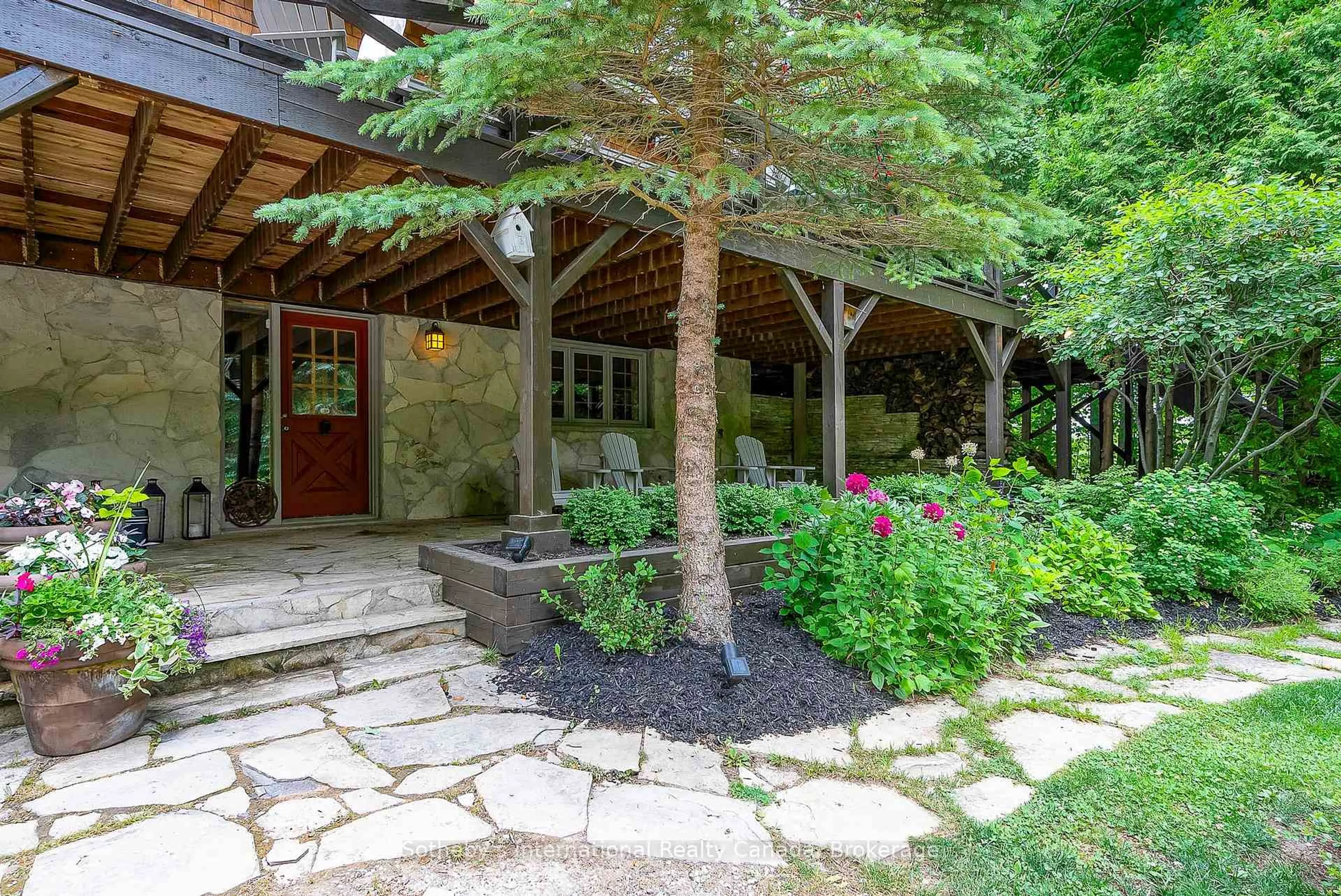 Patio, street for 265839 25 Sdrd, Meaford Ontario N4L 1W5