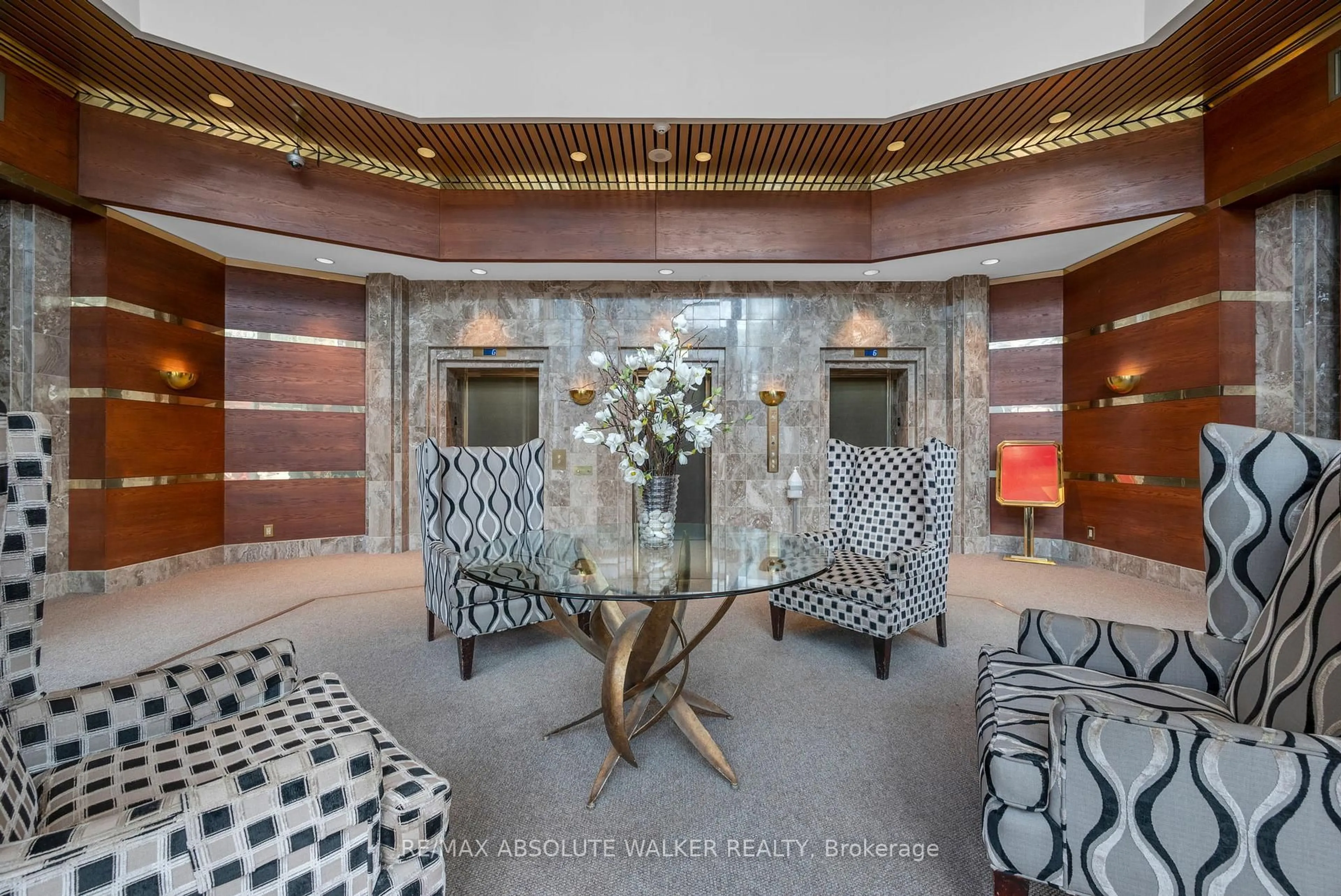 Lobby for 160 George St #1605, Ottawa Ontario K1N 9M2