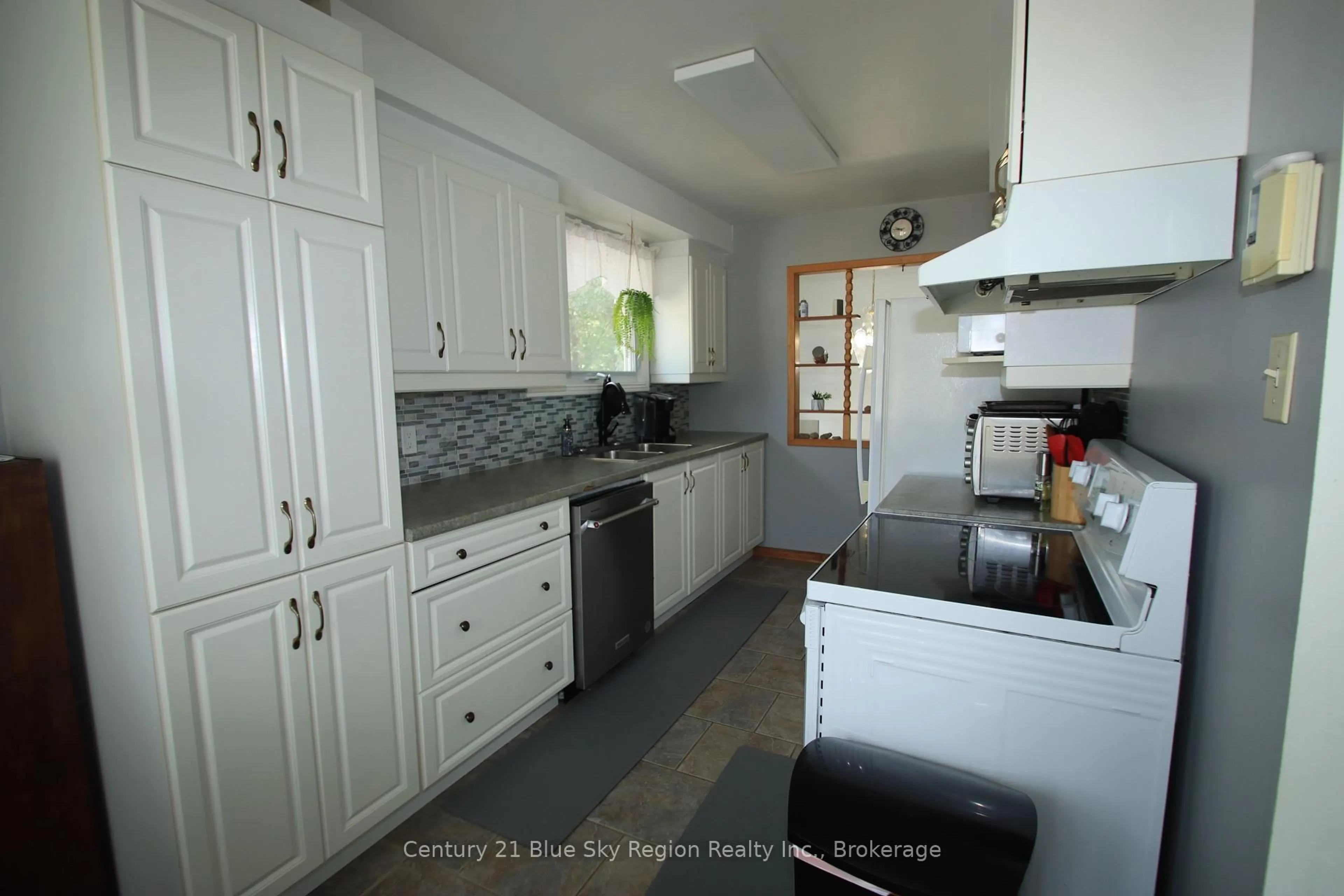 Unknown for 51 Rosedale Crt, North Bay Ontario P1A 3W1