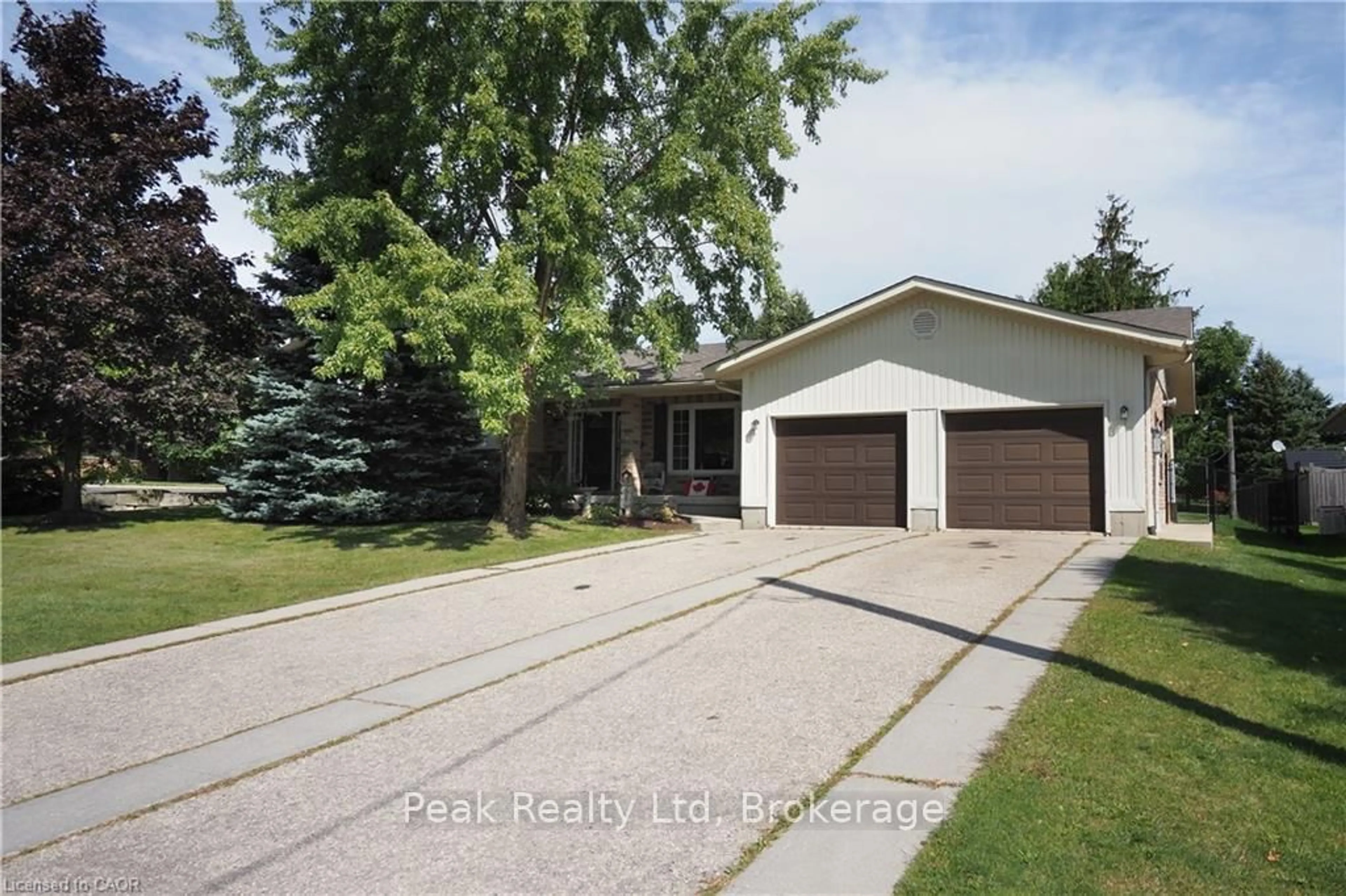 Unknown for 1088 Isabella St, Woolwich Ontario N0B 2A0