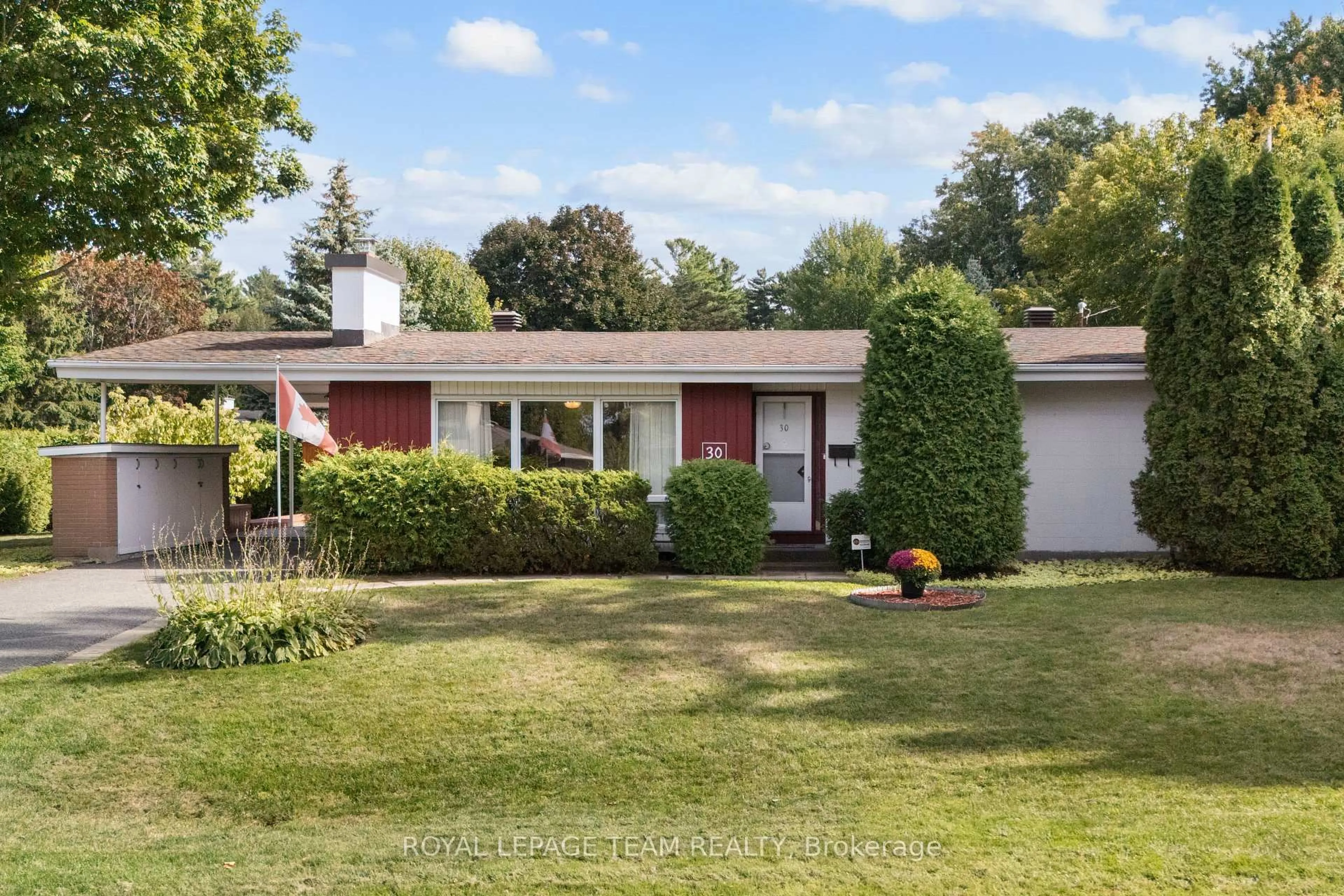 Home with vinyl exterior material, street for 30 Ellery Cres, Ottawa Ontario K2H 6M6