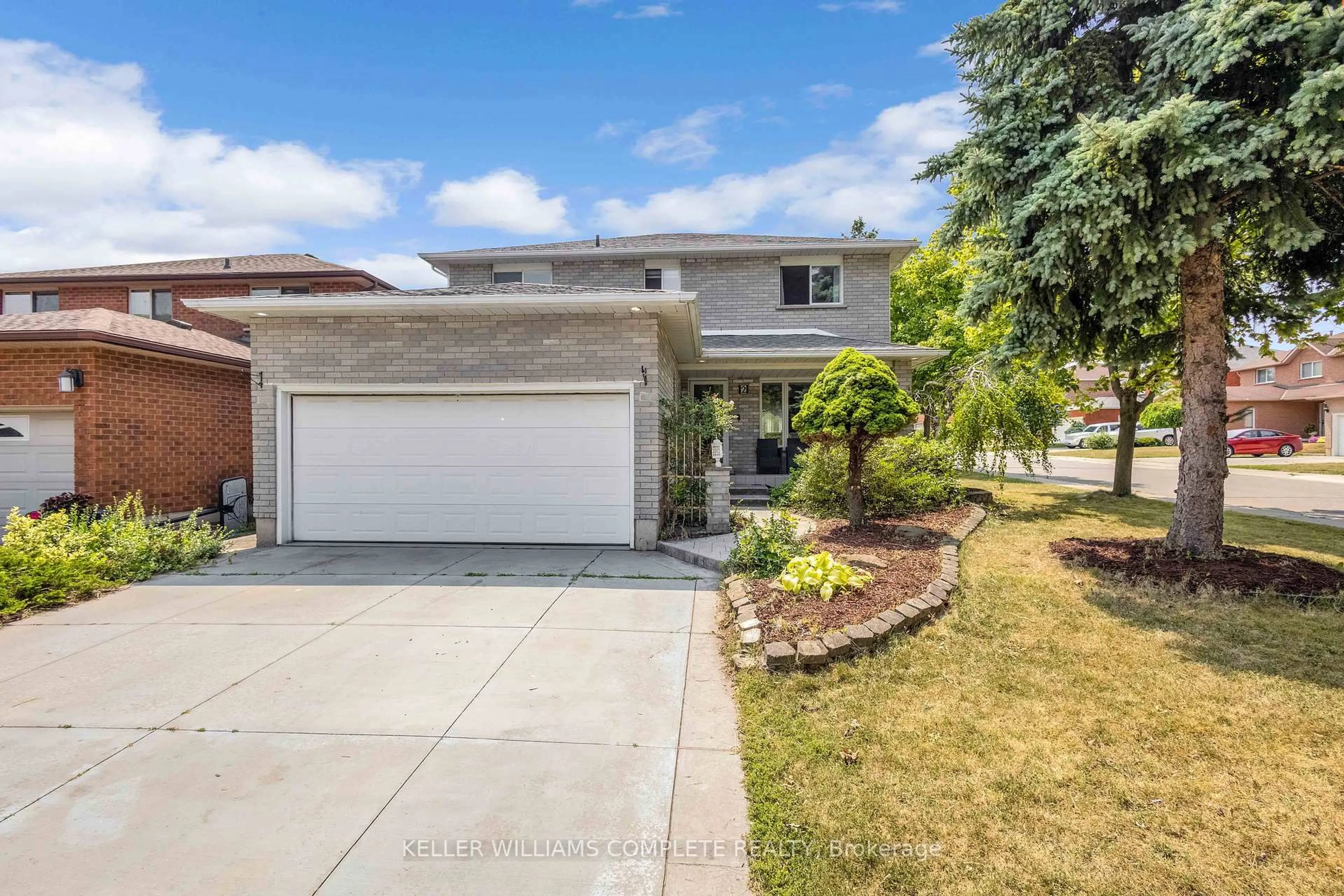 Unknown for 2 ROBESPIERRE Crt, Hamilton Ontario L9B 2G6