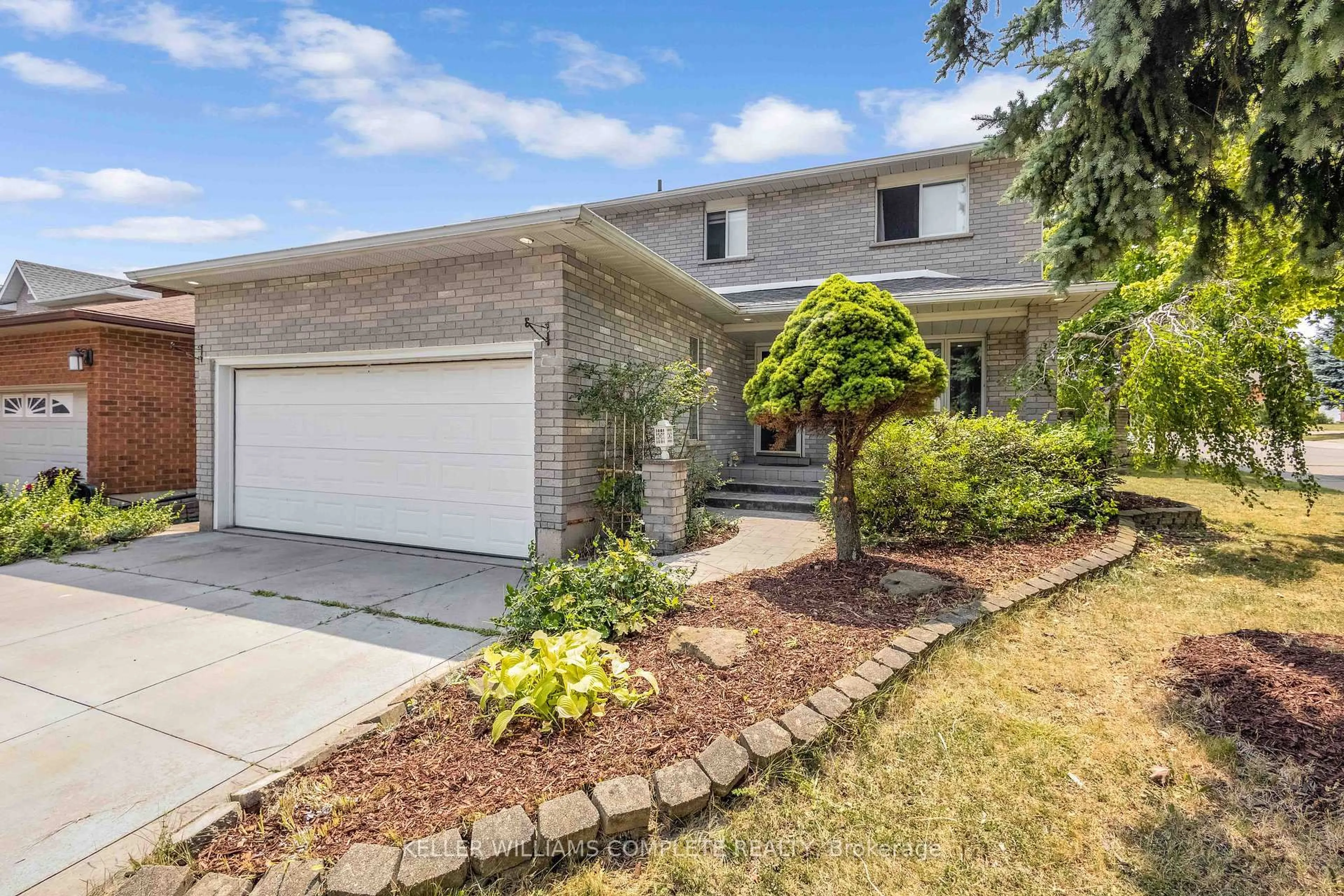 Home with brick exterior material, street for 2 ROBESPIERRE Crt, Hamilton Ontario L9B 2G6