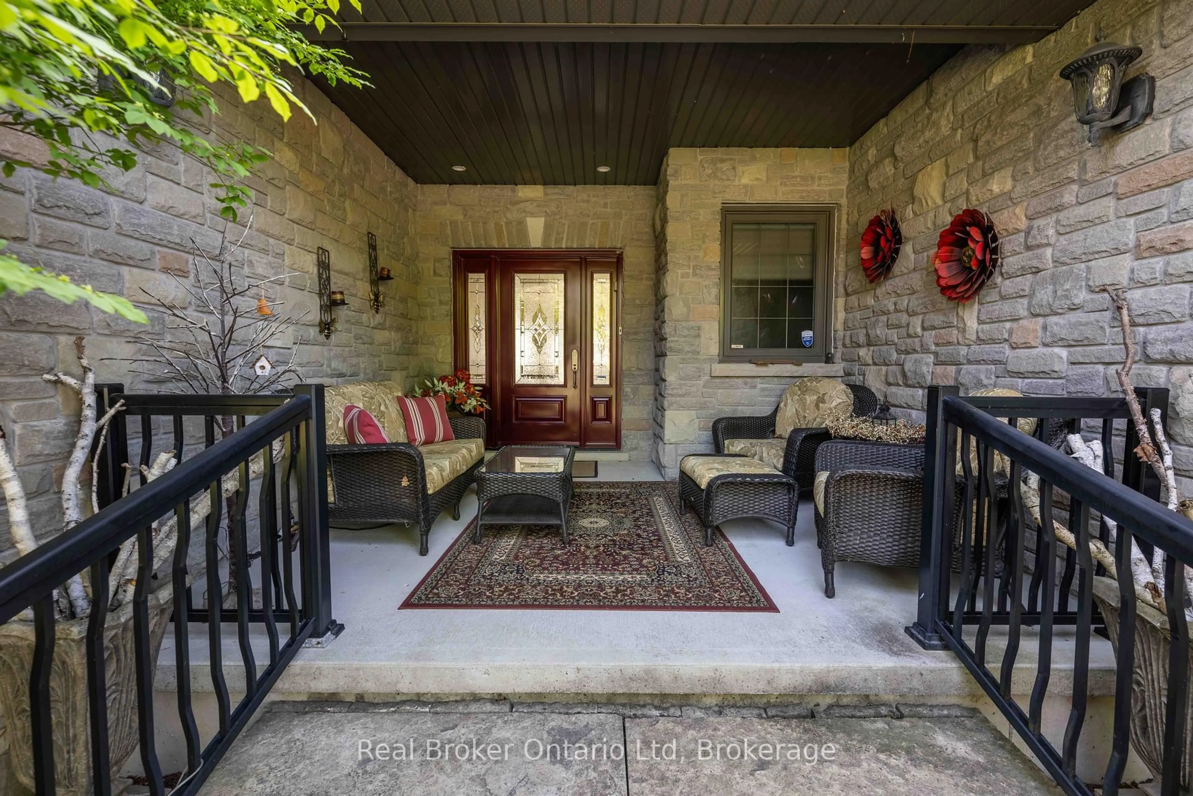Patio, street for 361 Balmy Beach Rd, Georgian Bluffs Ontario N4K 5N4