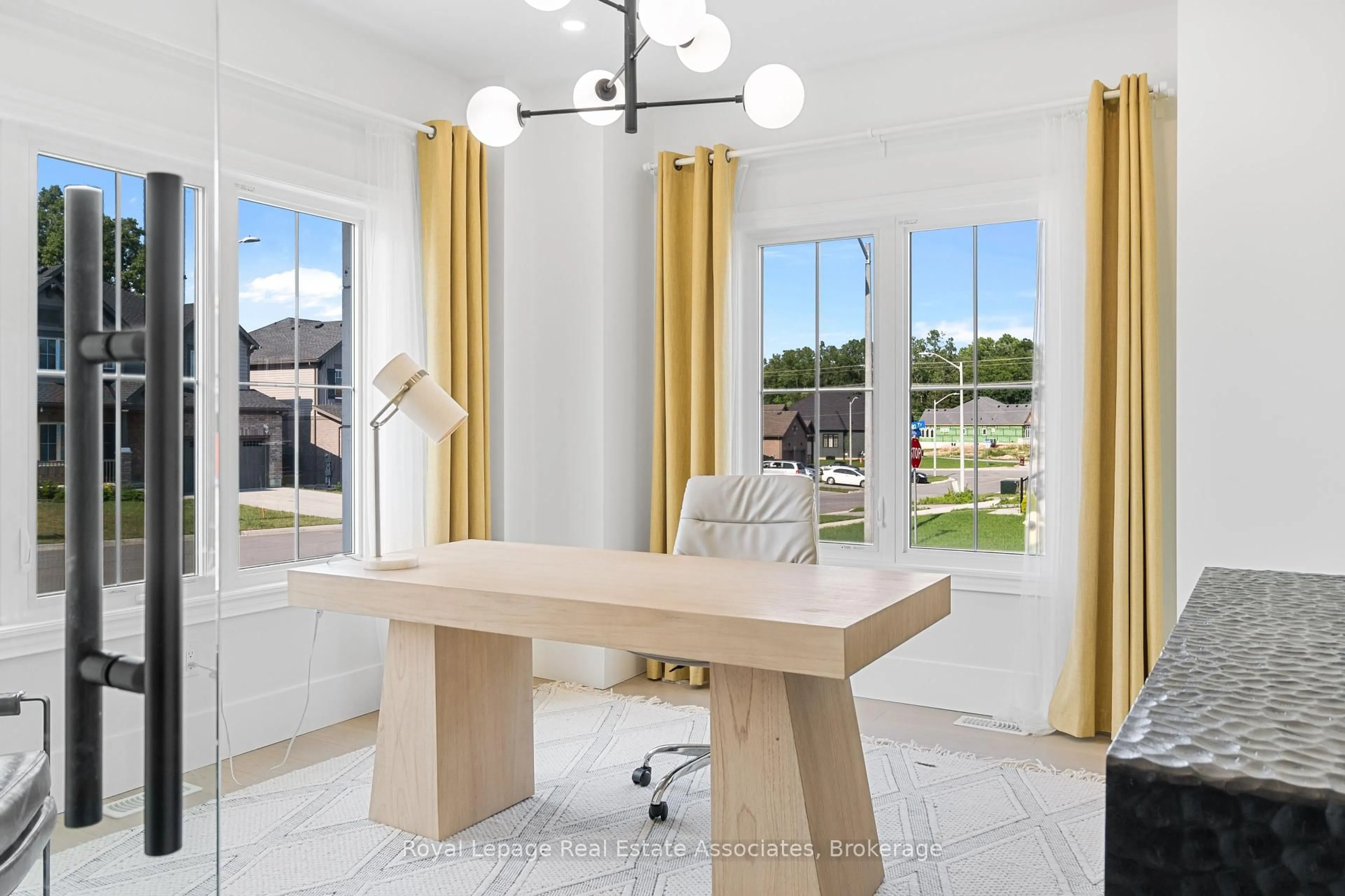 A pic of a room for 3601 Carolinia Crt, Fort Erie Ontario L0S 1N0