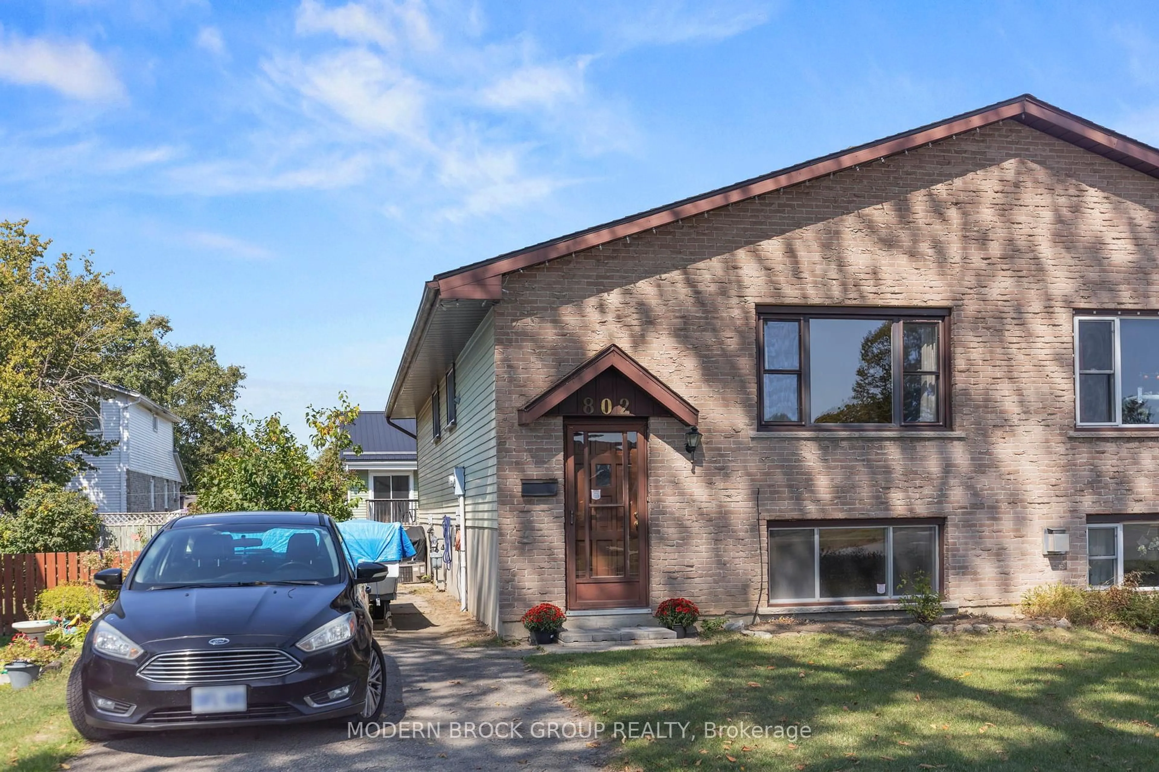 Unknown for 802 Cunningham Cres, Brockville Ontario K6V 6H2