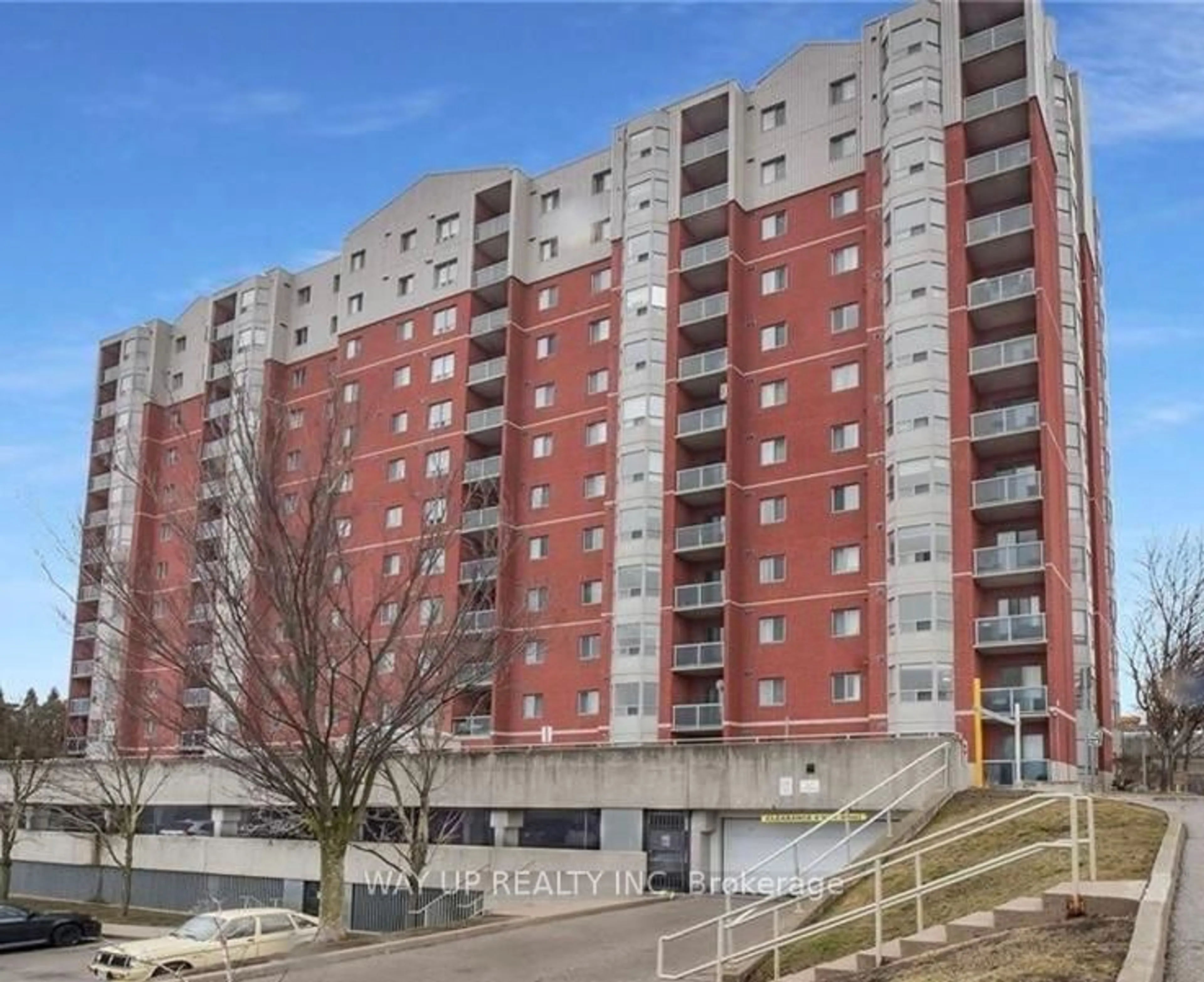 Unknown for 30 Chapman Crt #904, London North Ontario N6G 4Y4