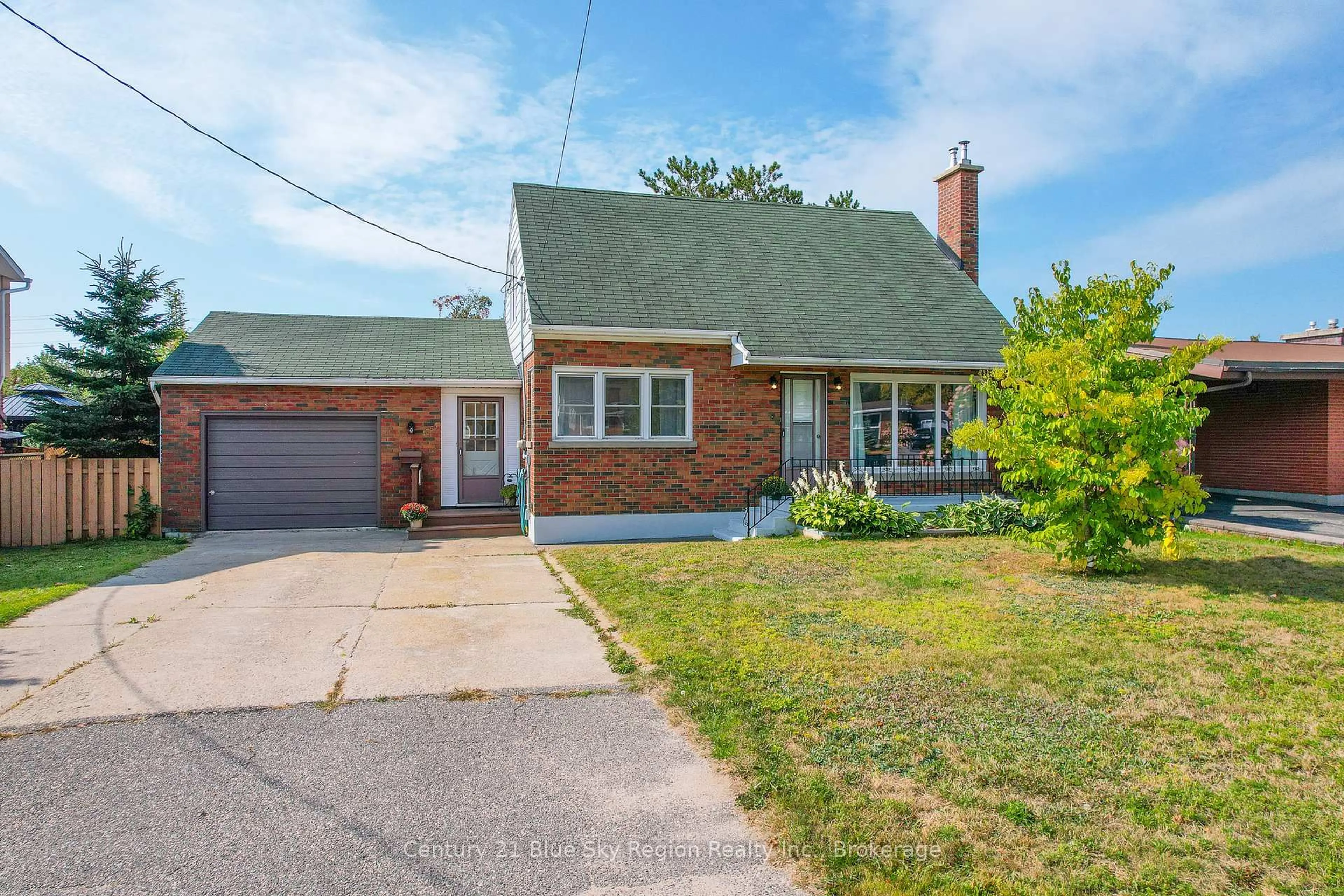 Home with brick exterior material, street for 1355 Jane St, North Bay Ontario P1B 3J5