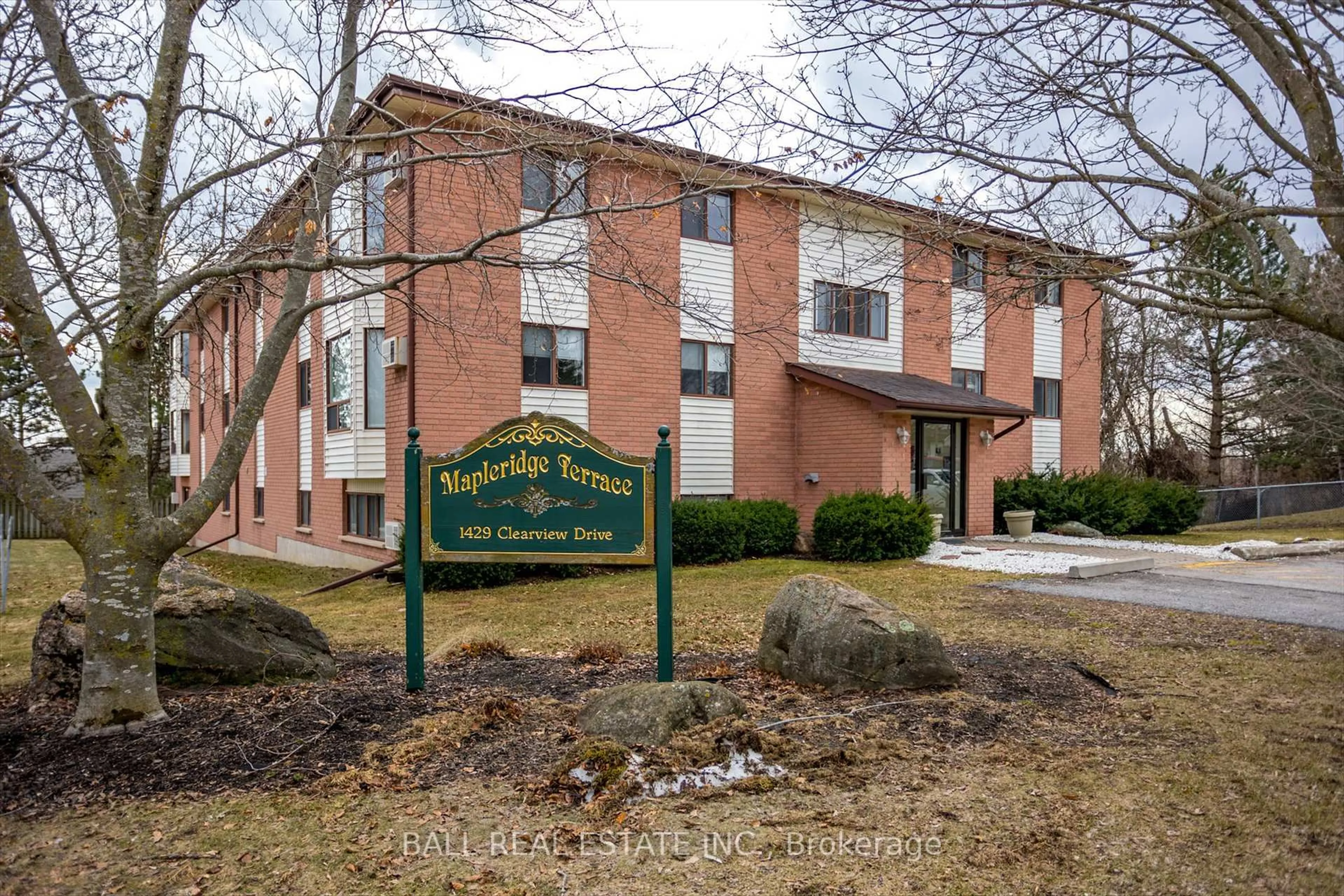 Unknown for 1429 Clearview Dr #304, Peterborough Ontario K9K 1X8