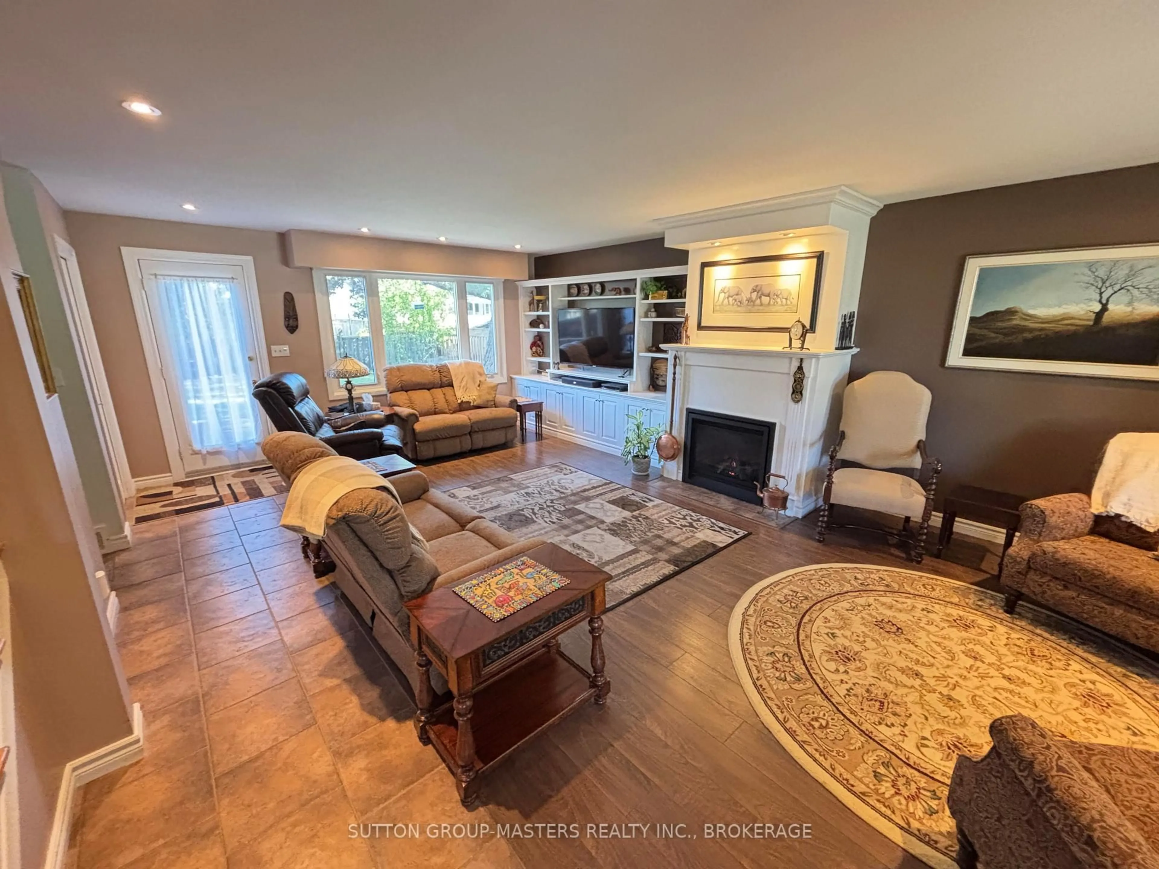 Living room with furniture, unknown for 846 Kilburn St, Kingston Ontario K7M 6A9