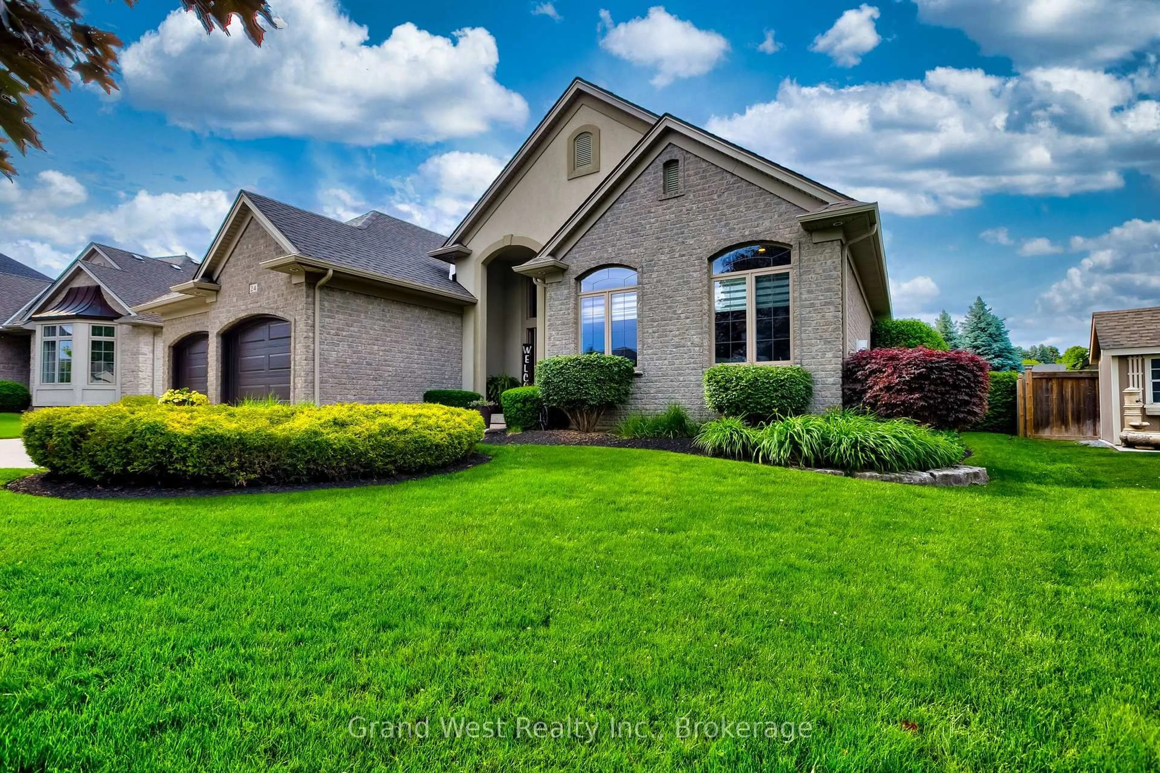 Home with brick exterior material, unknown for 24 Belmont Ave, Tillsonburg Ontario N4G 5W5