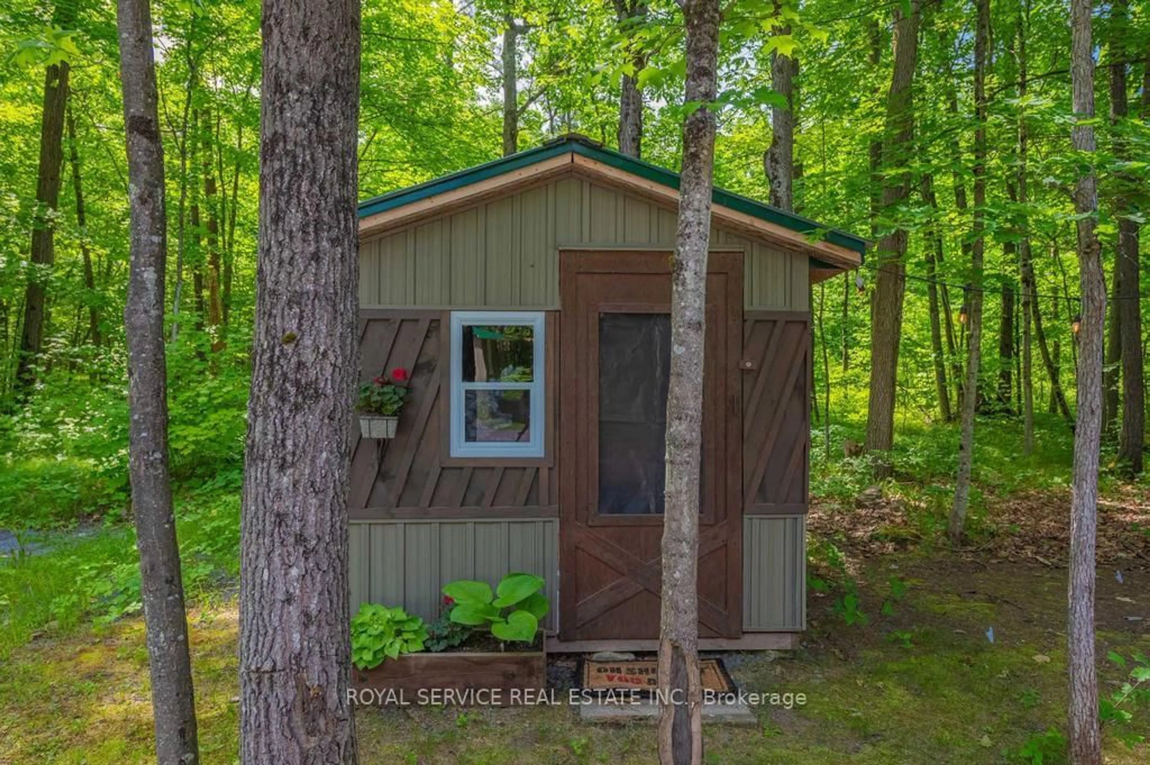 Shed for 464 Belmont 7th Line, Havelock-Belmont-Methuen Ontario K0L 1Z0