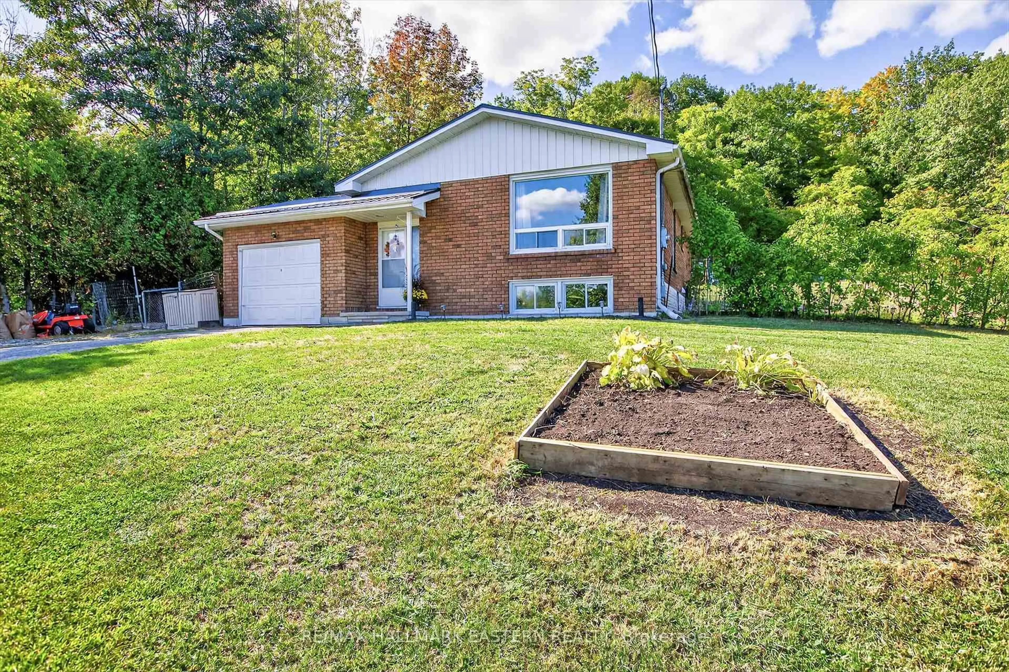 Home with brick exterior material, street for 4476 Hwy 7, Asphodel-Norwood Ontario K0L 2V0